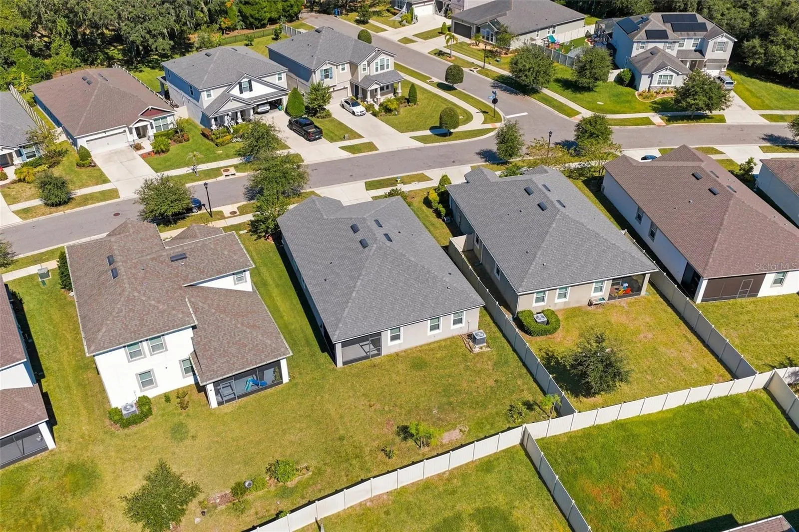 11417 BLUE WOODS DR