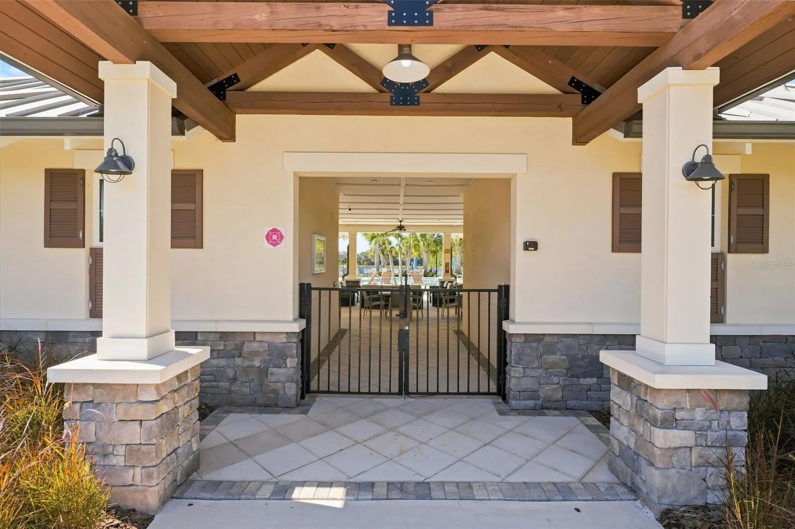 11417 BLUE WOODS DR