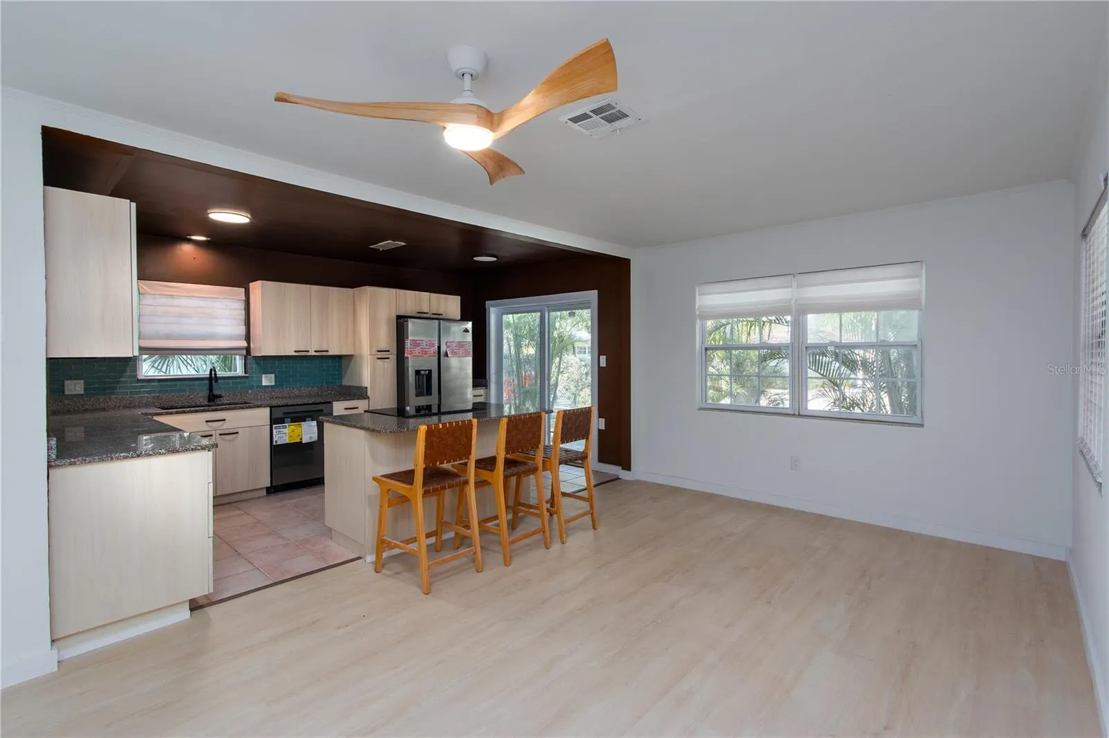 750 BAY ESPLANADE