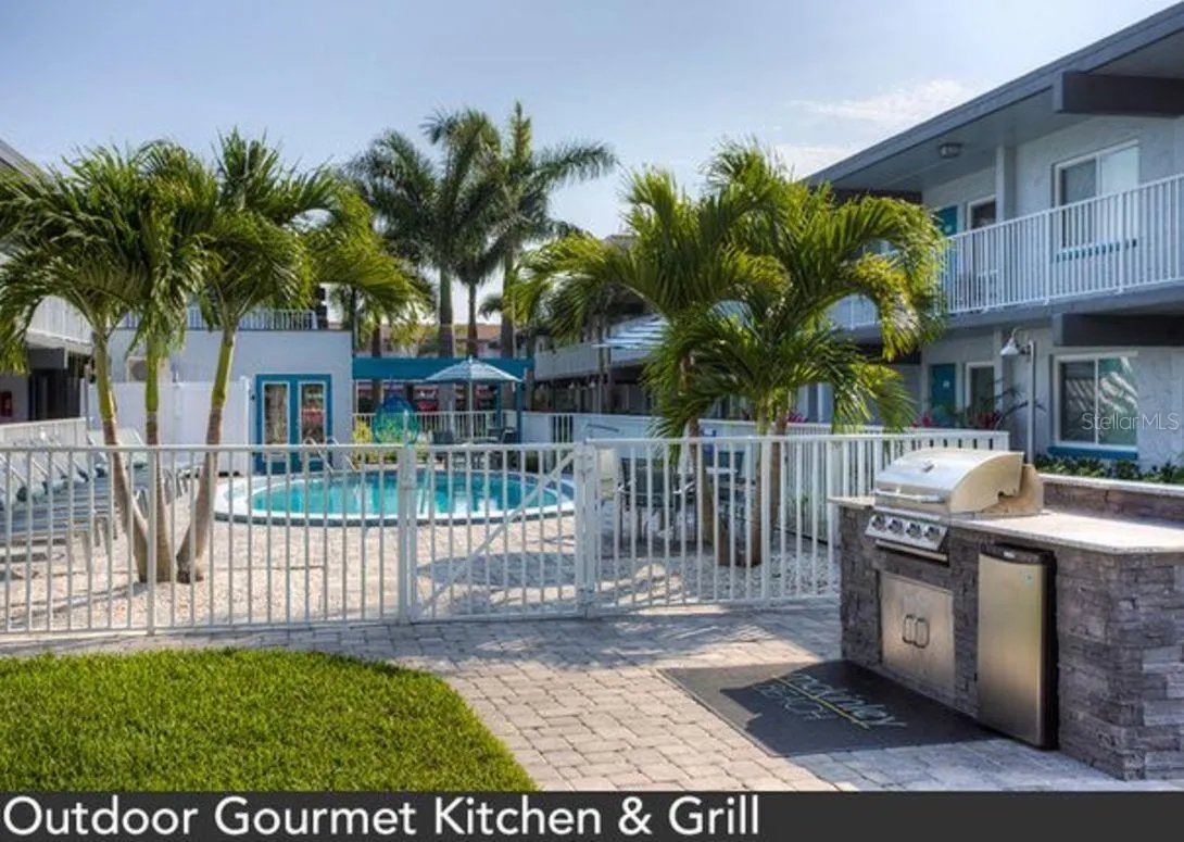 1824 SHORE DR S #206 #206