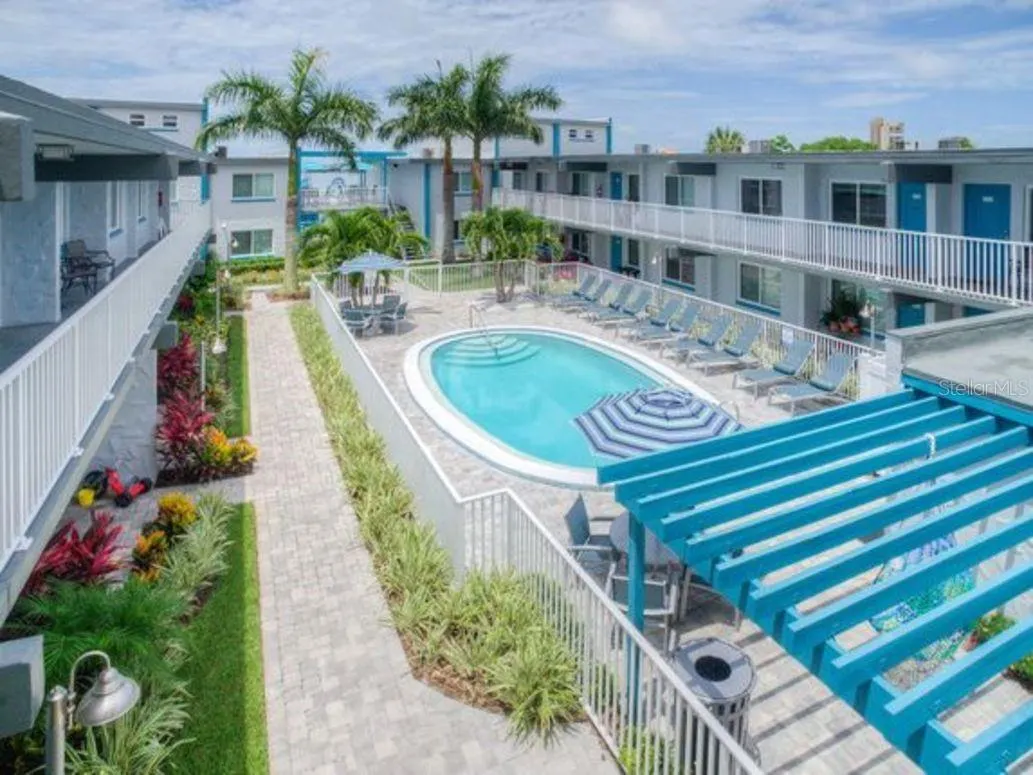 1824 SHORE DR S #206 #206