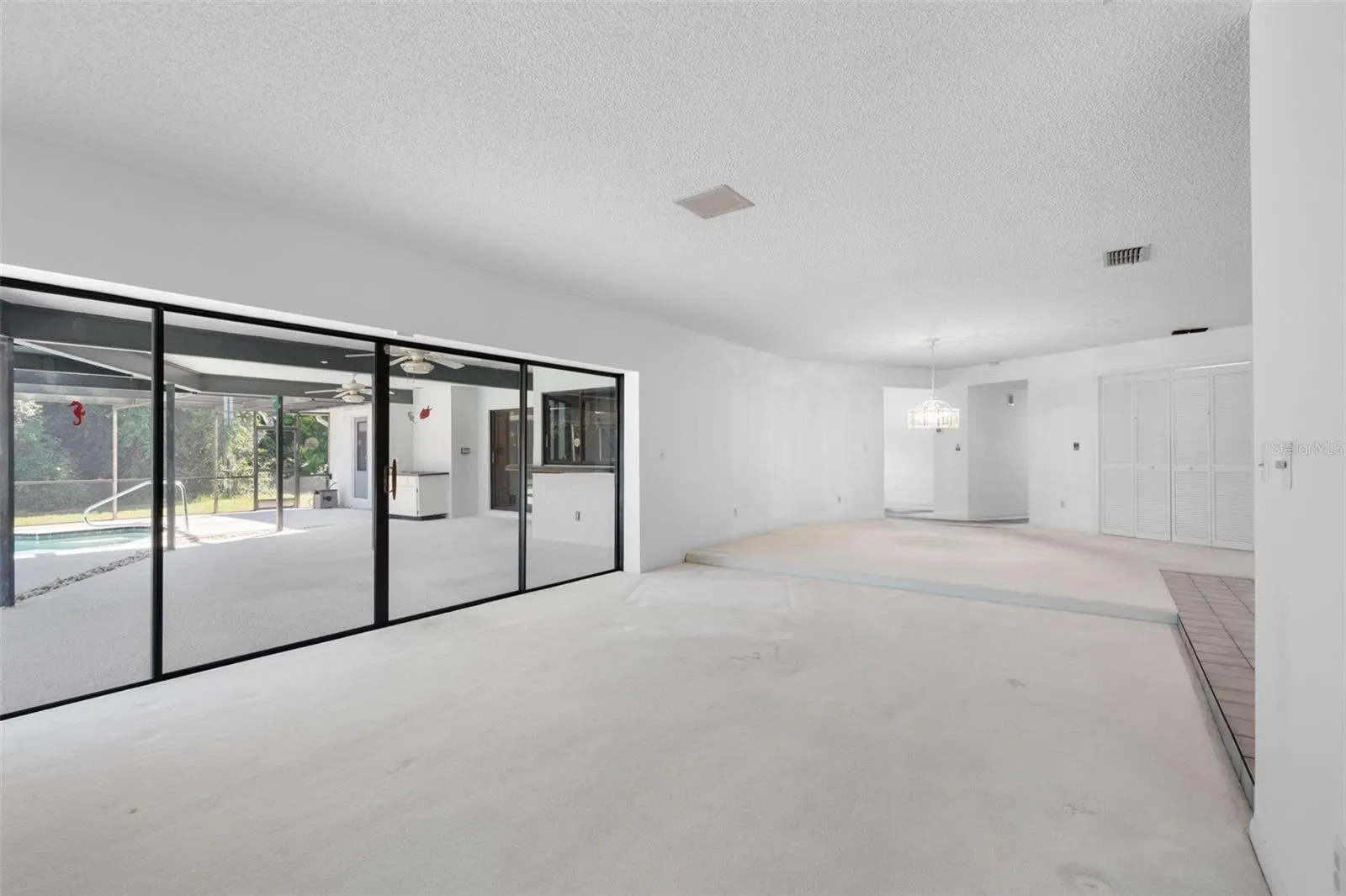 2769 NORTHRIDGE DR E