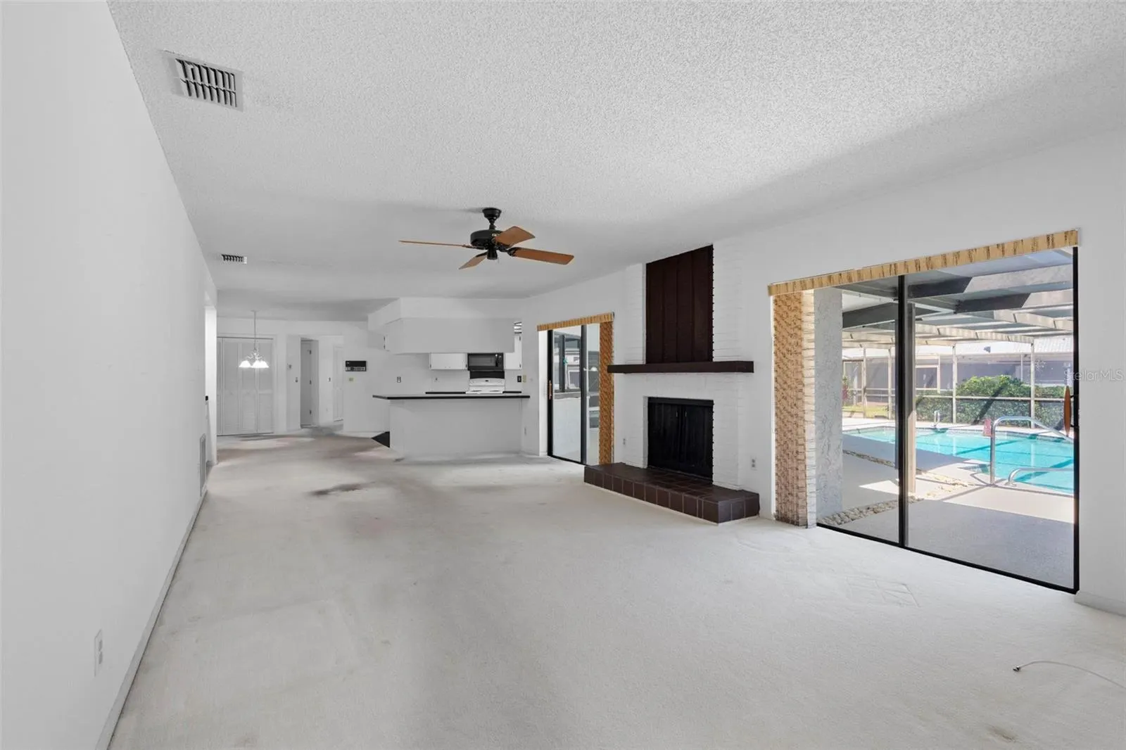 2769 NORTHRIDGE DR E