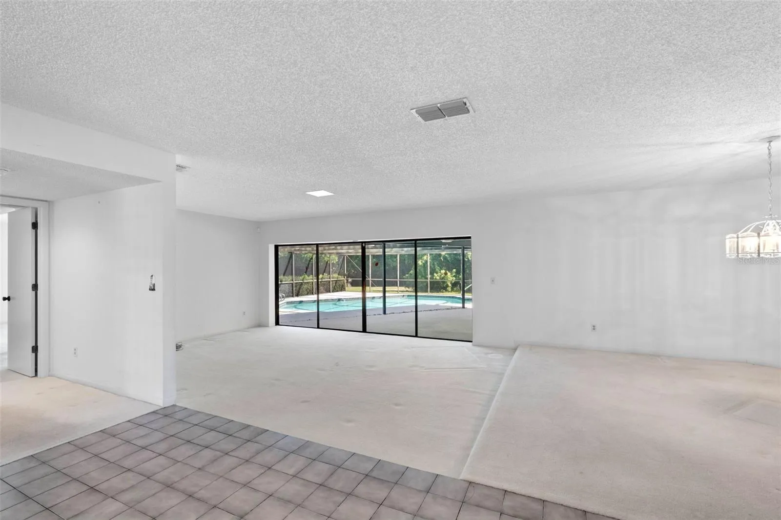 2769 NORTHRIDGE DR E