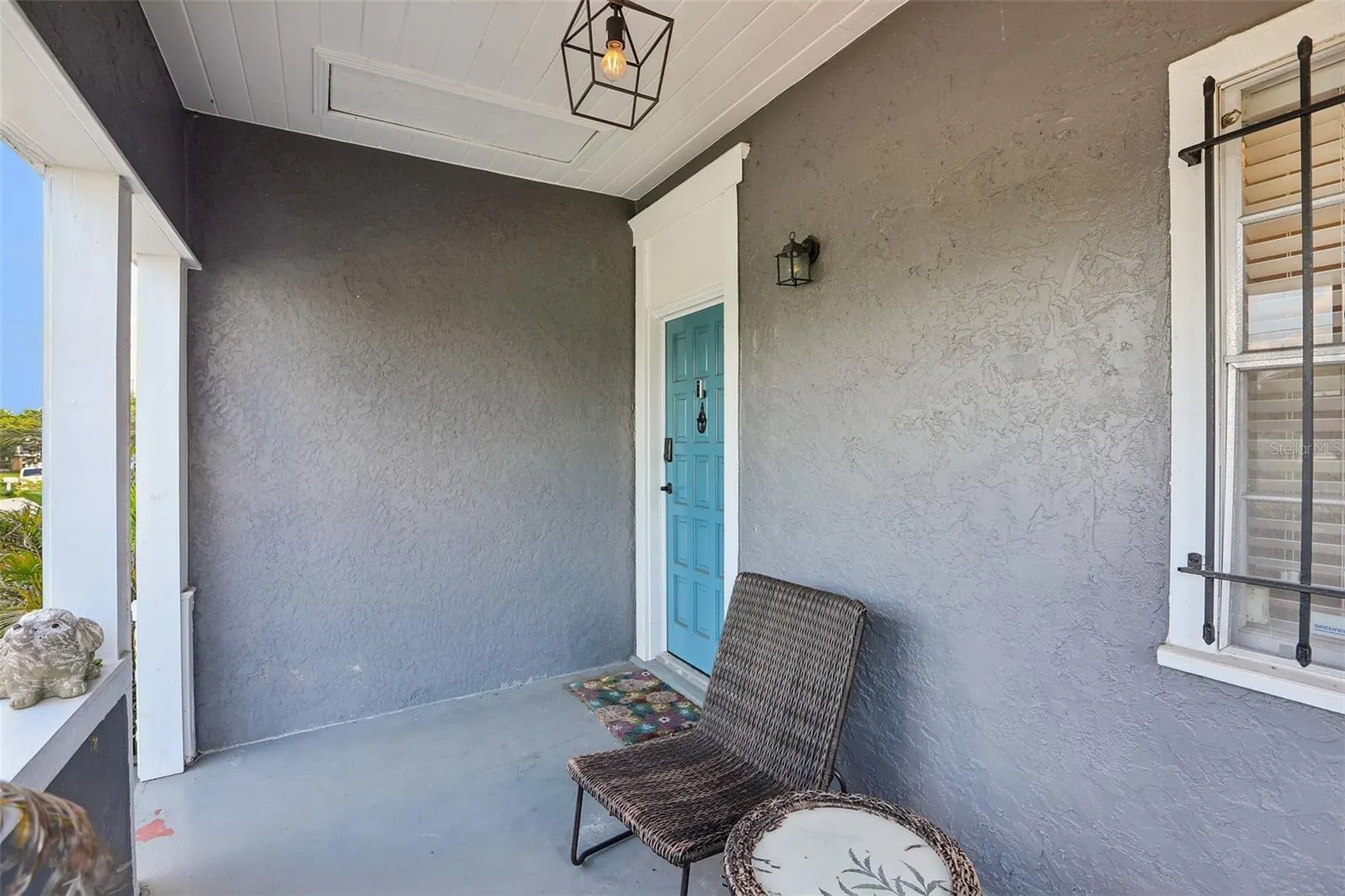 2318 W CORDELIA ST