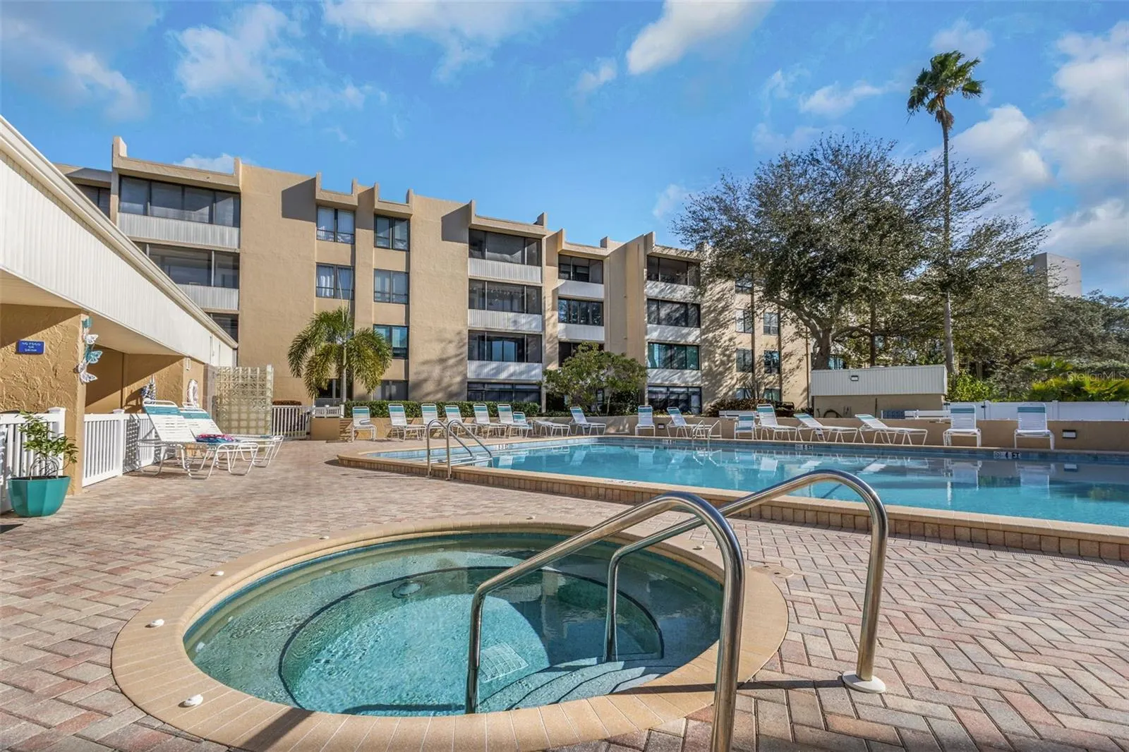 2614 COVE CAY DR #301 #301