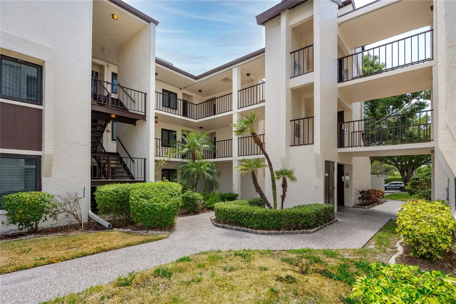 2207 BELLEAIR RD #B30 #B30