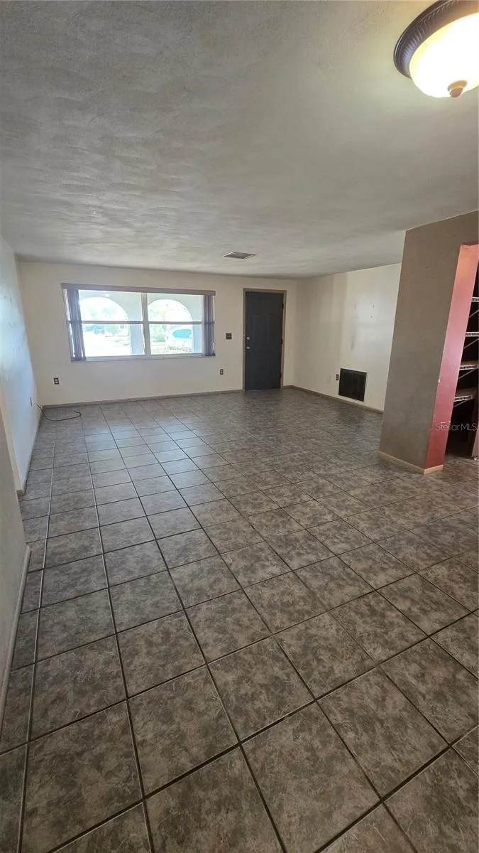 6123 MOOG RD