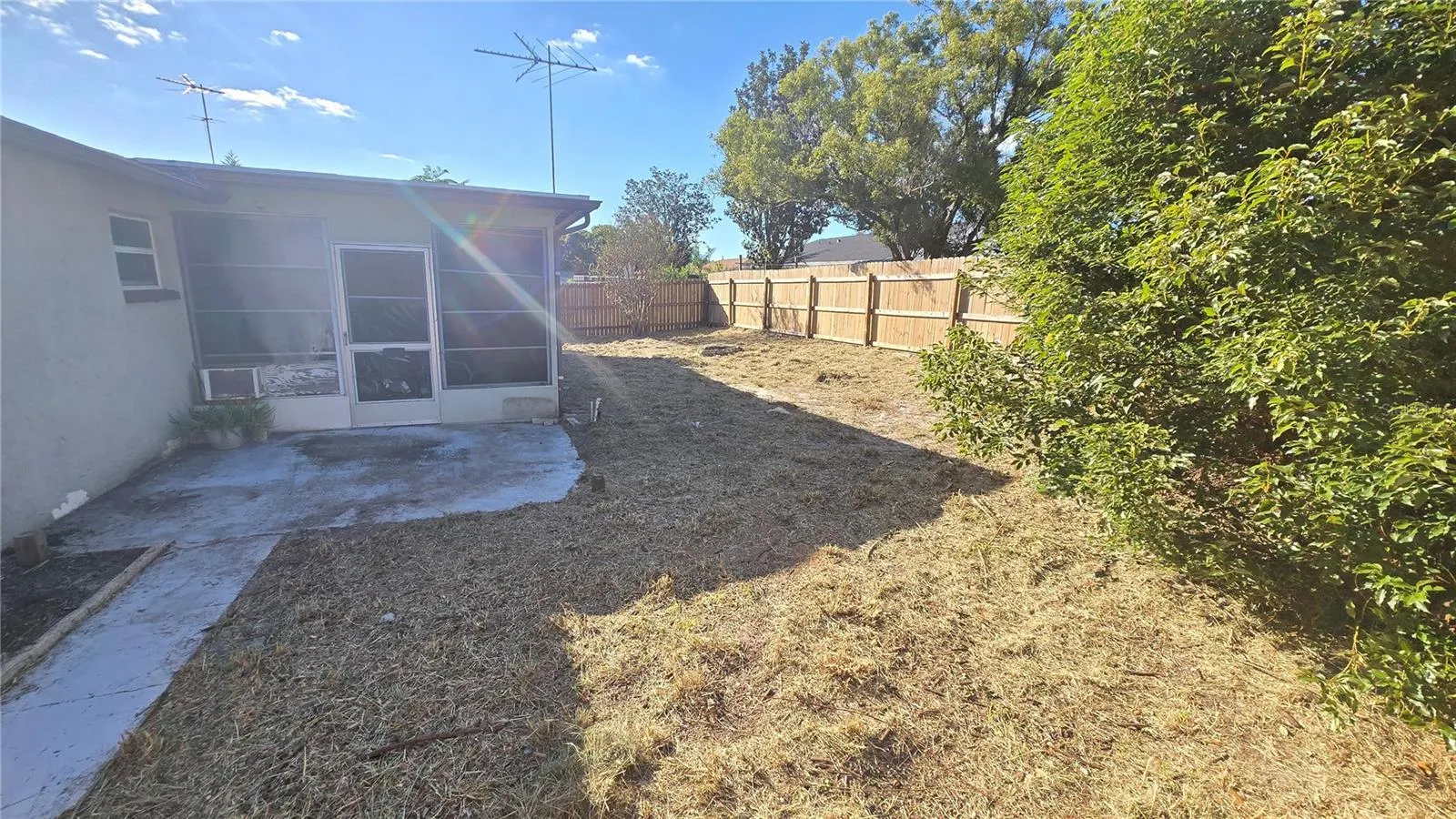 6123 MOOG RD