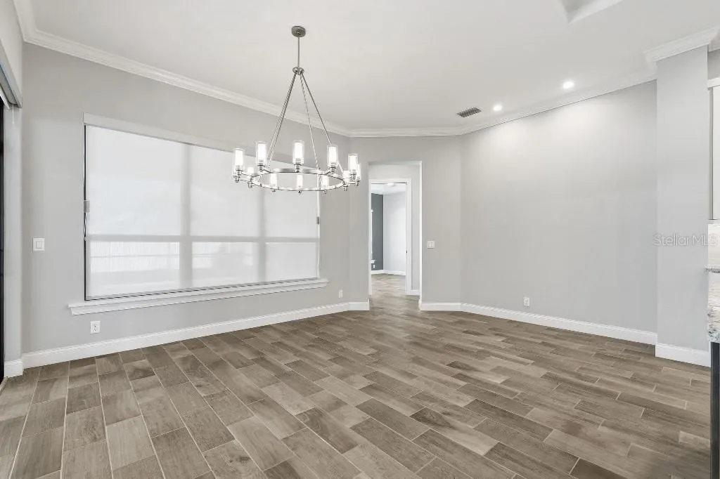 4462 EMERALD PALMS LN