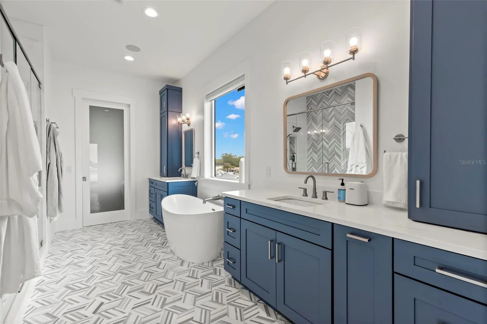 4598 HARBOR HILLS DR