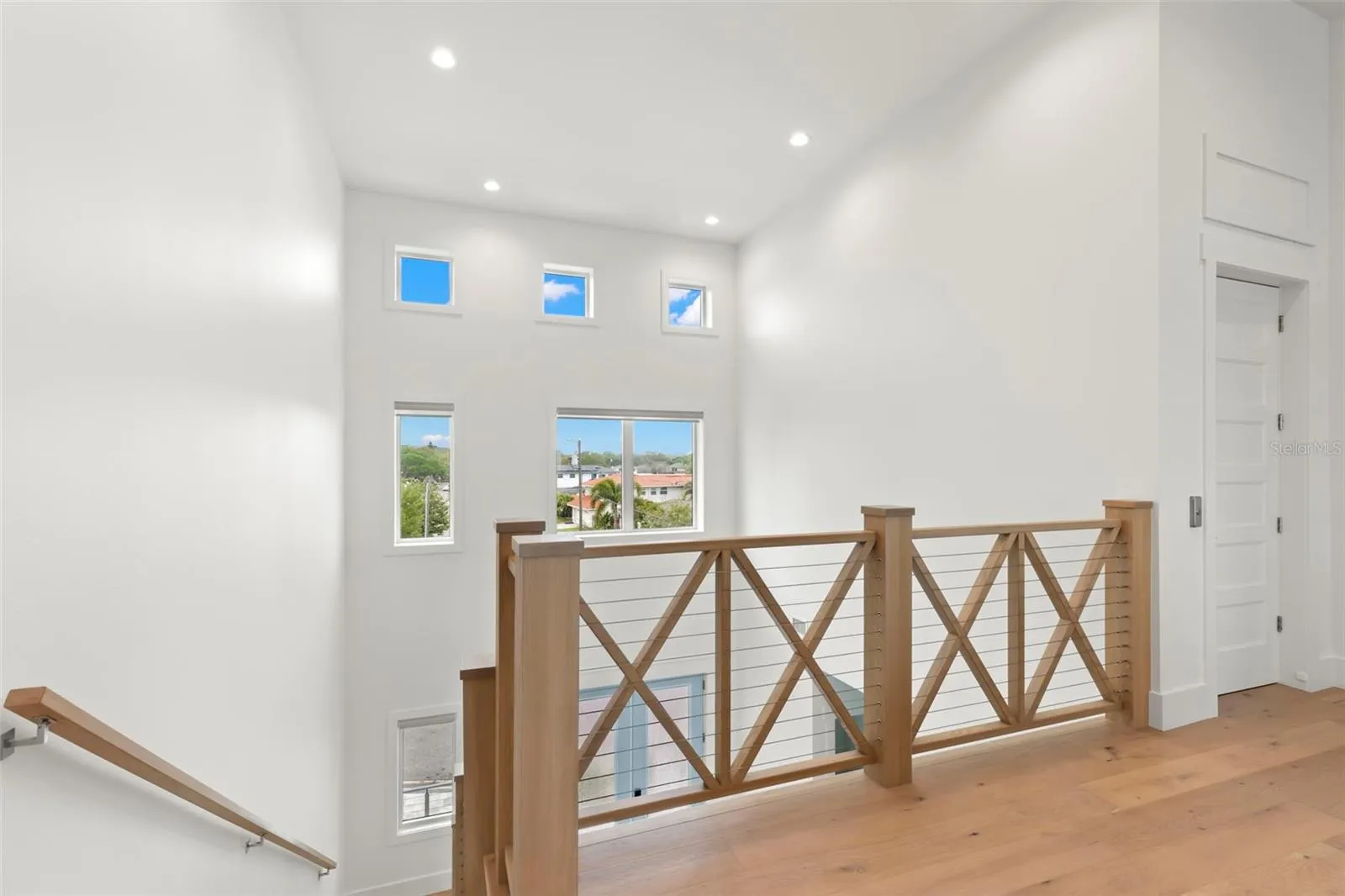 4598 HARBOR HILLS DR