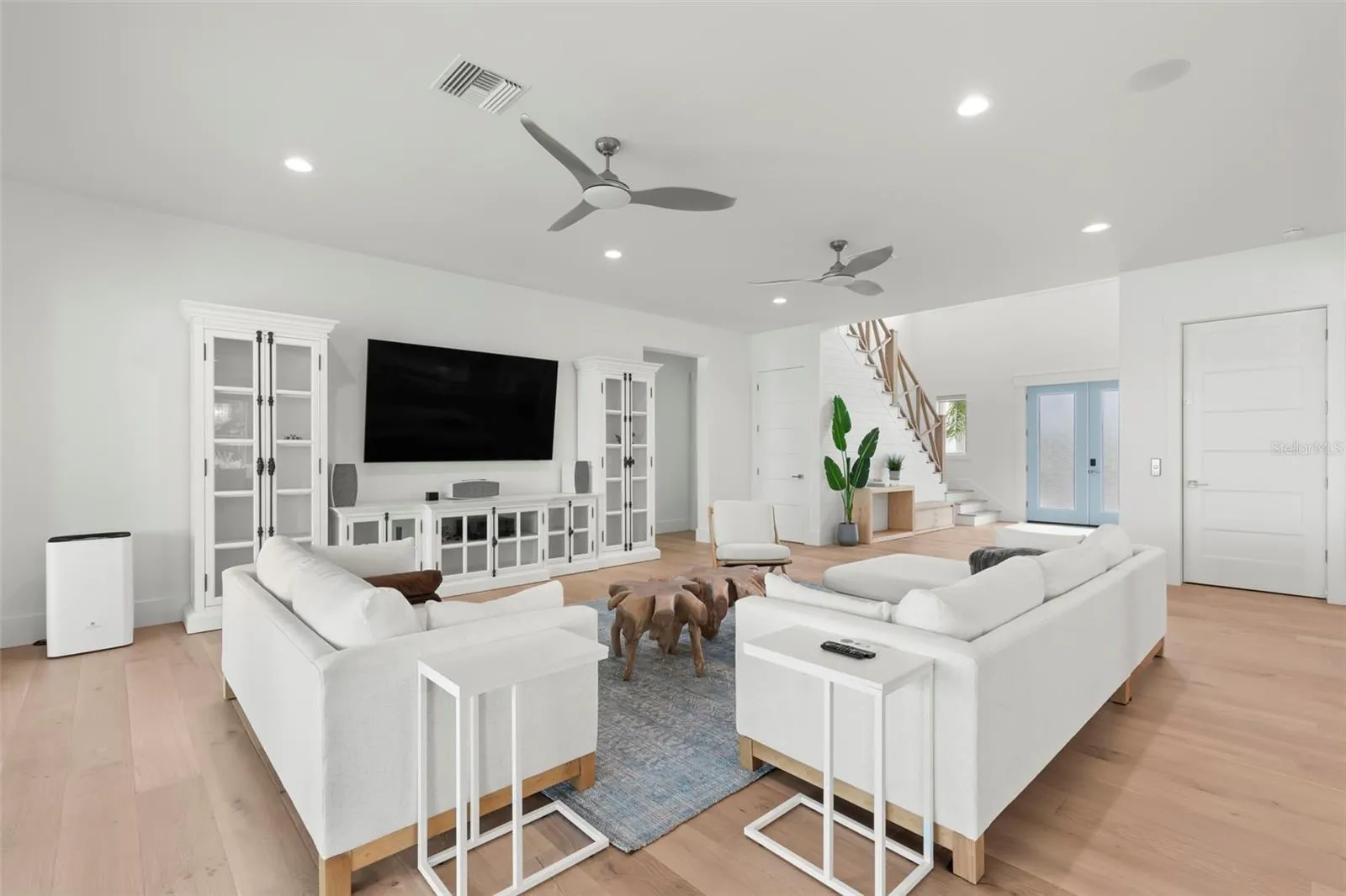 4598 HARBOR HILLS DR