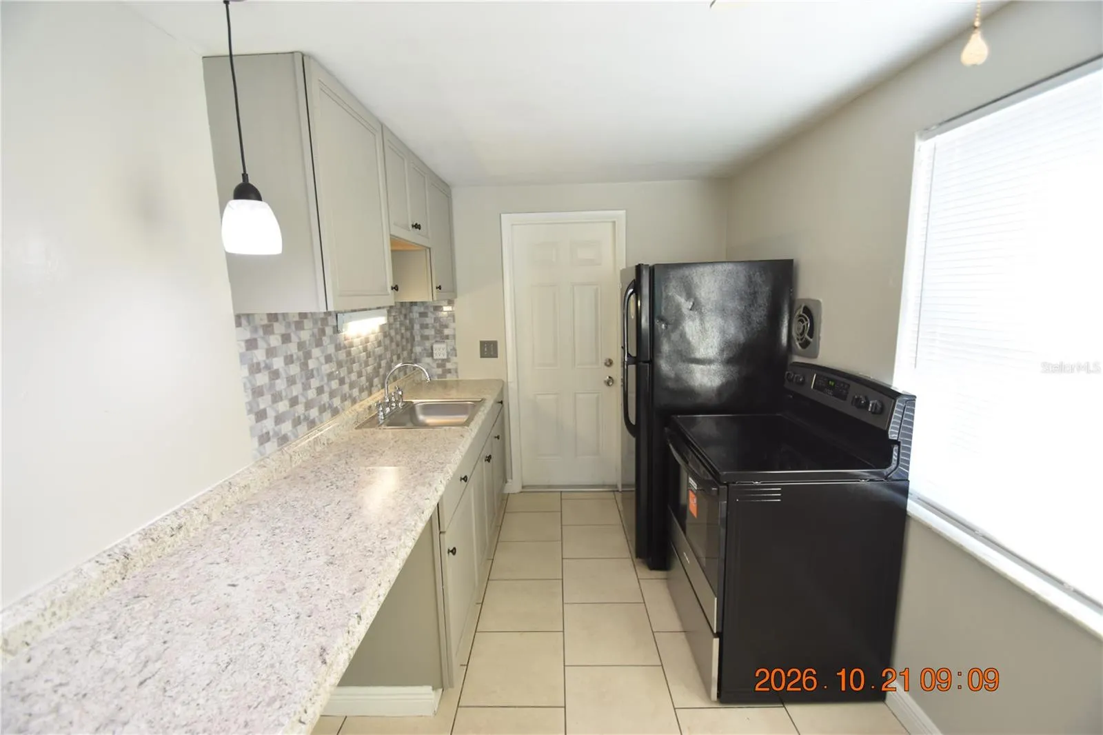 600 BELTREES ST #602 #602