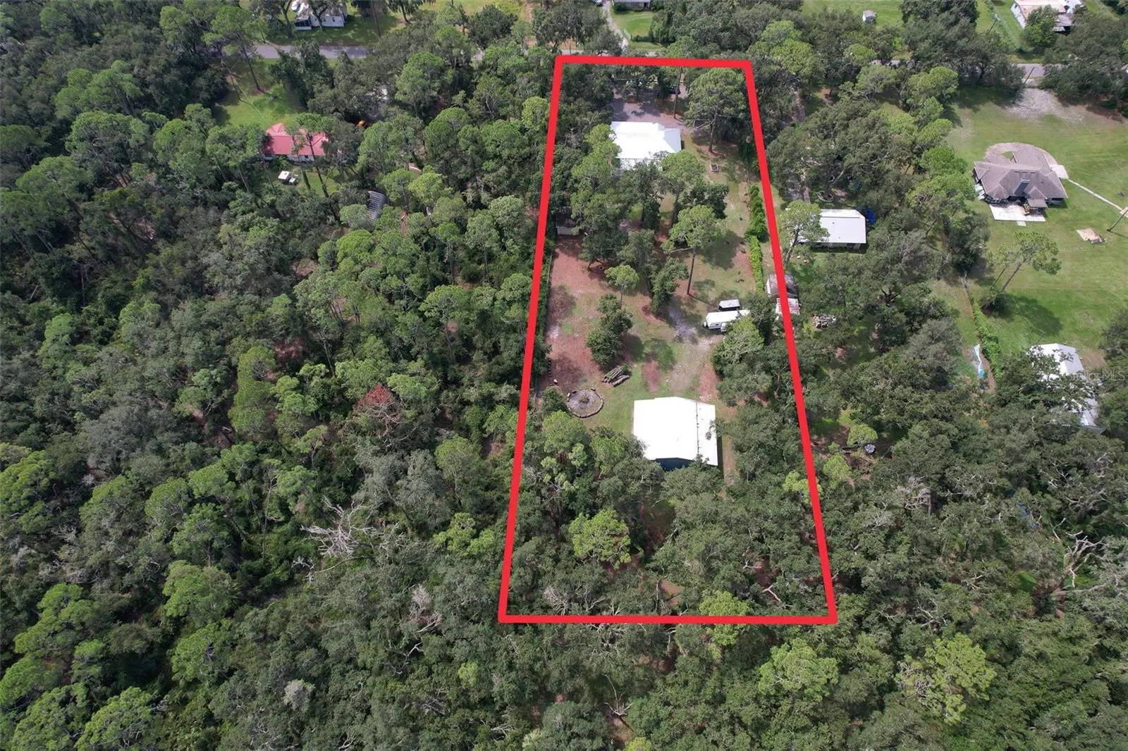 118 E HUNTER RD