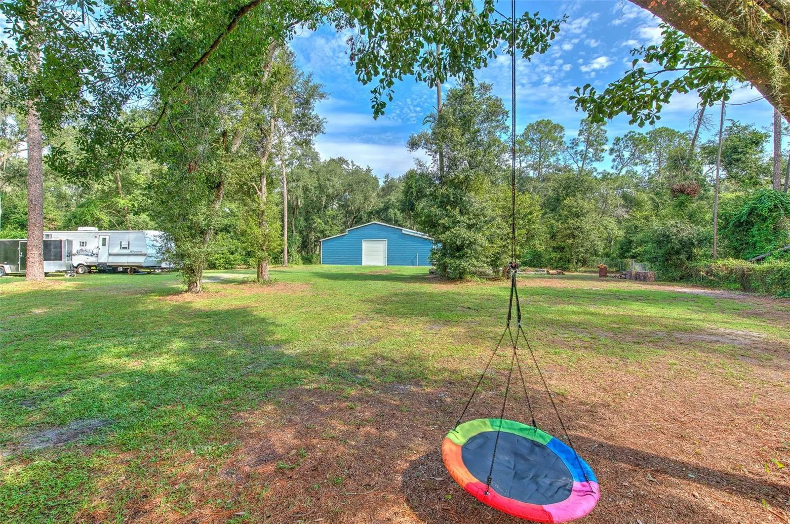 118 E HUNTER RD