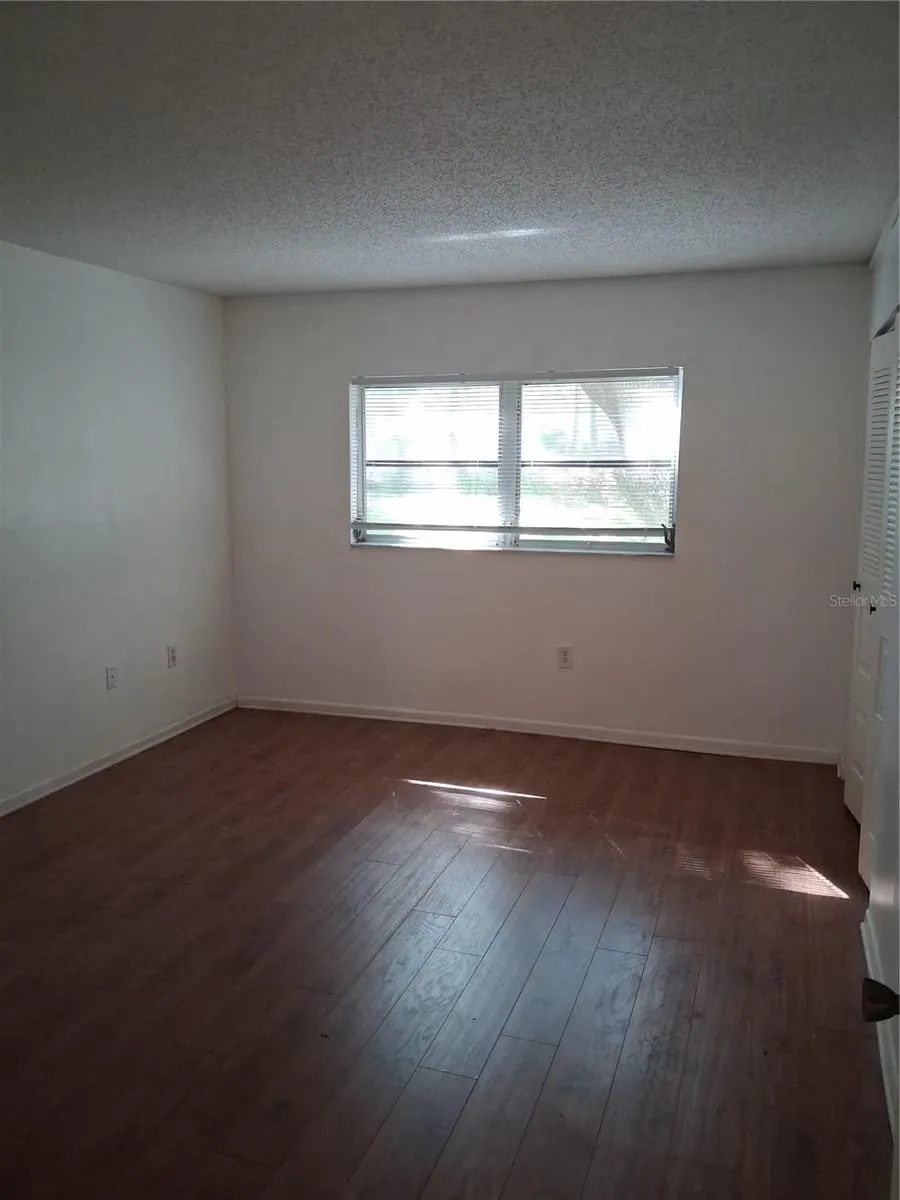 831 MAPLE CT #103 #103
