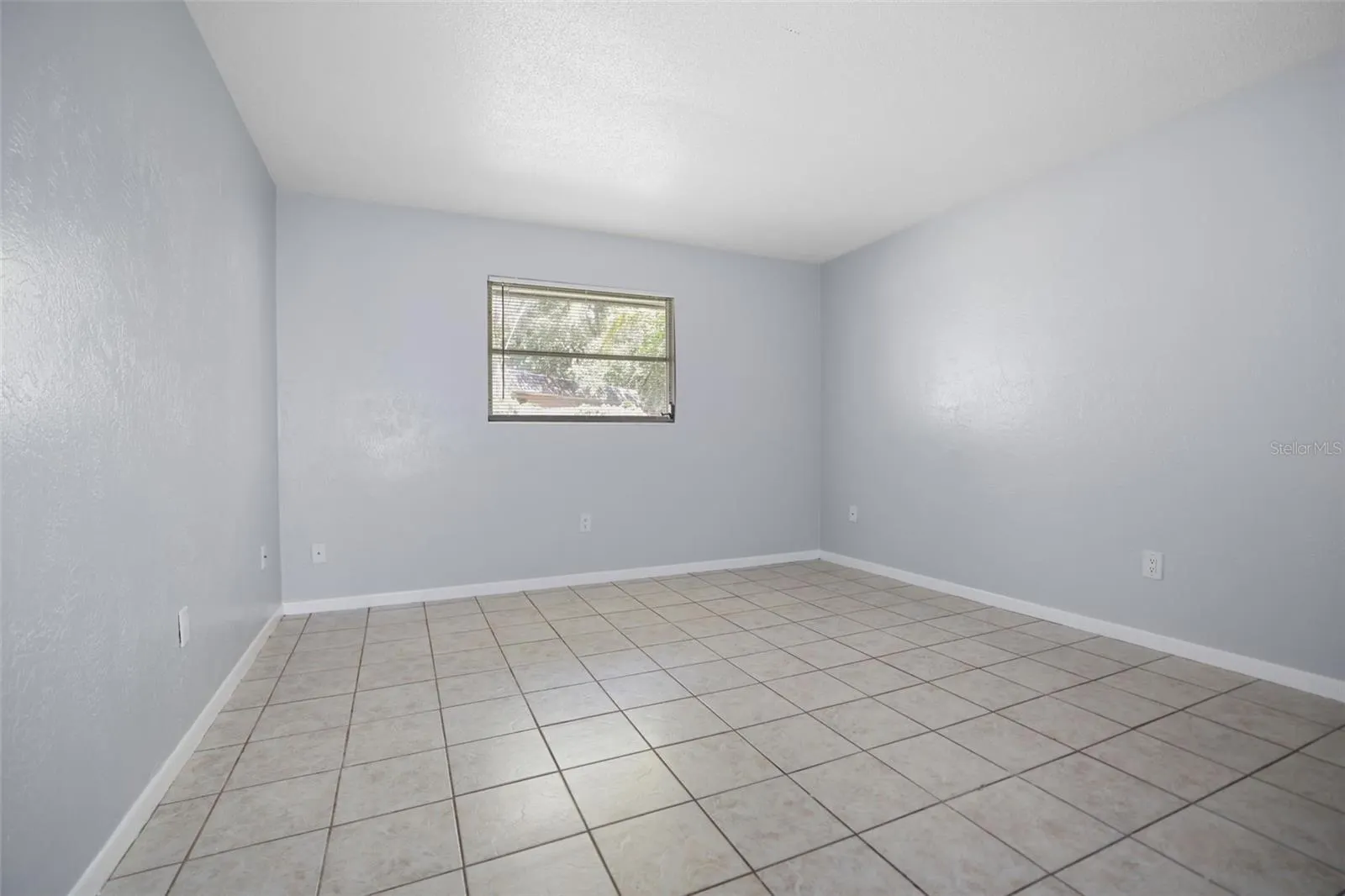 3517 SHERWOOD DR