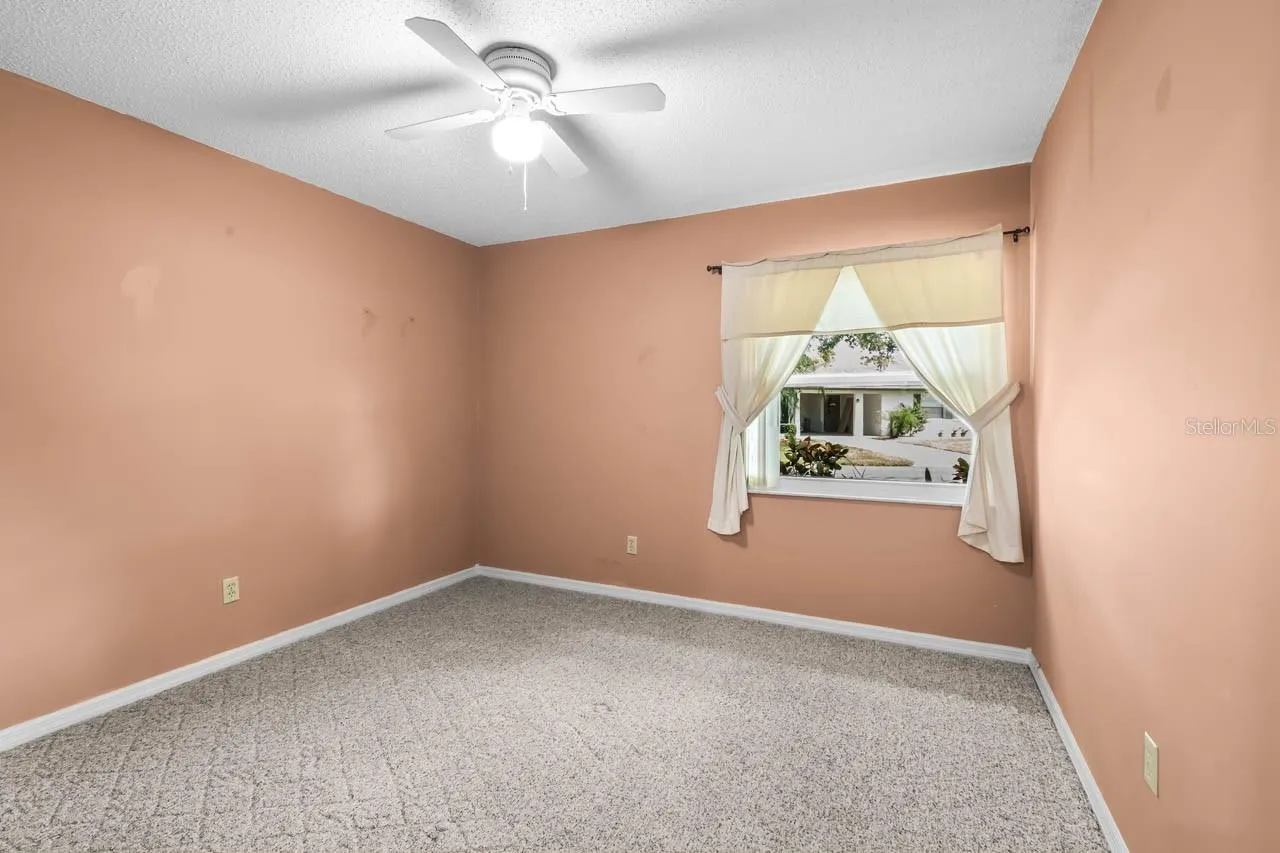 2109 HARLESTON PL