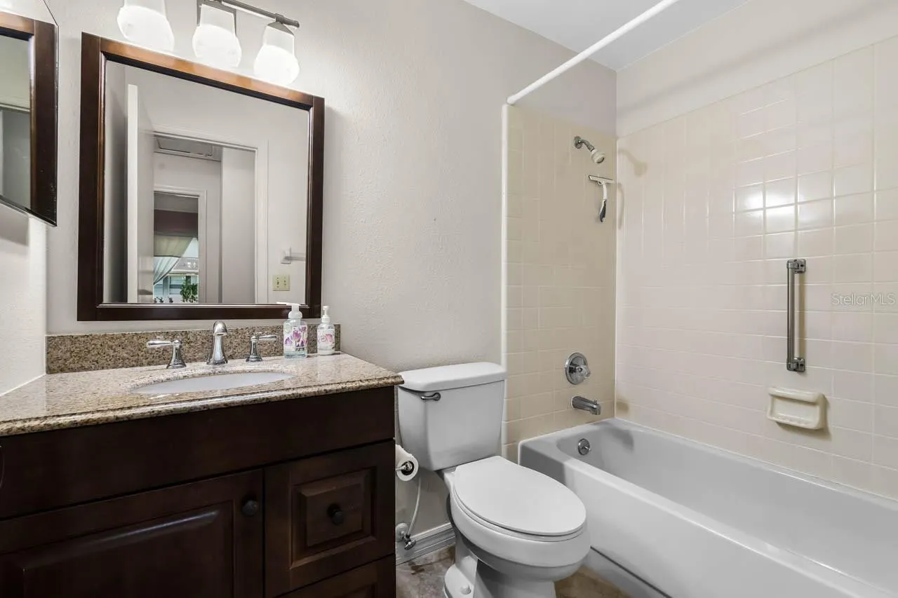 2109 HARLESTON PL