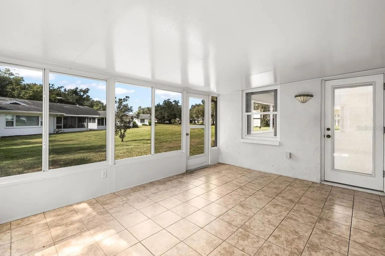 2109 HARLESTON PL
