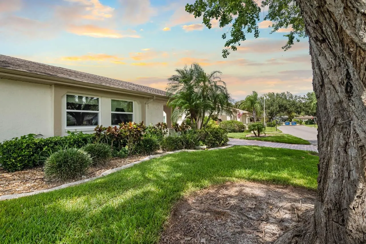 2109 HARLESTON PL