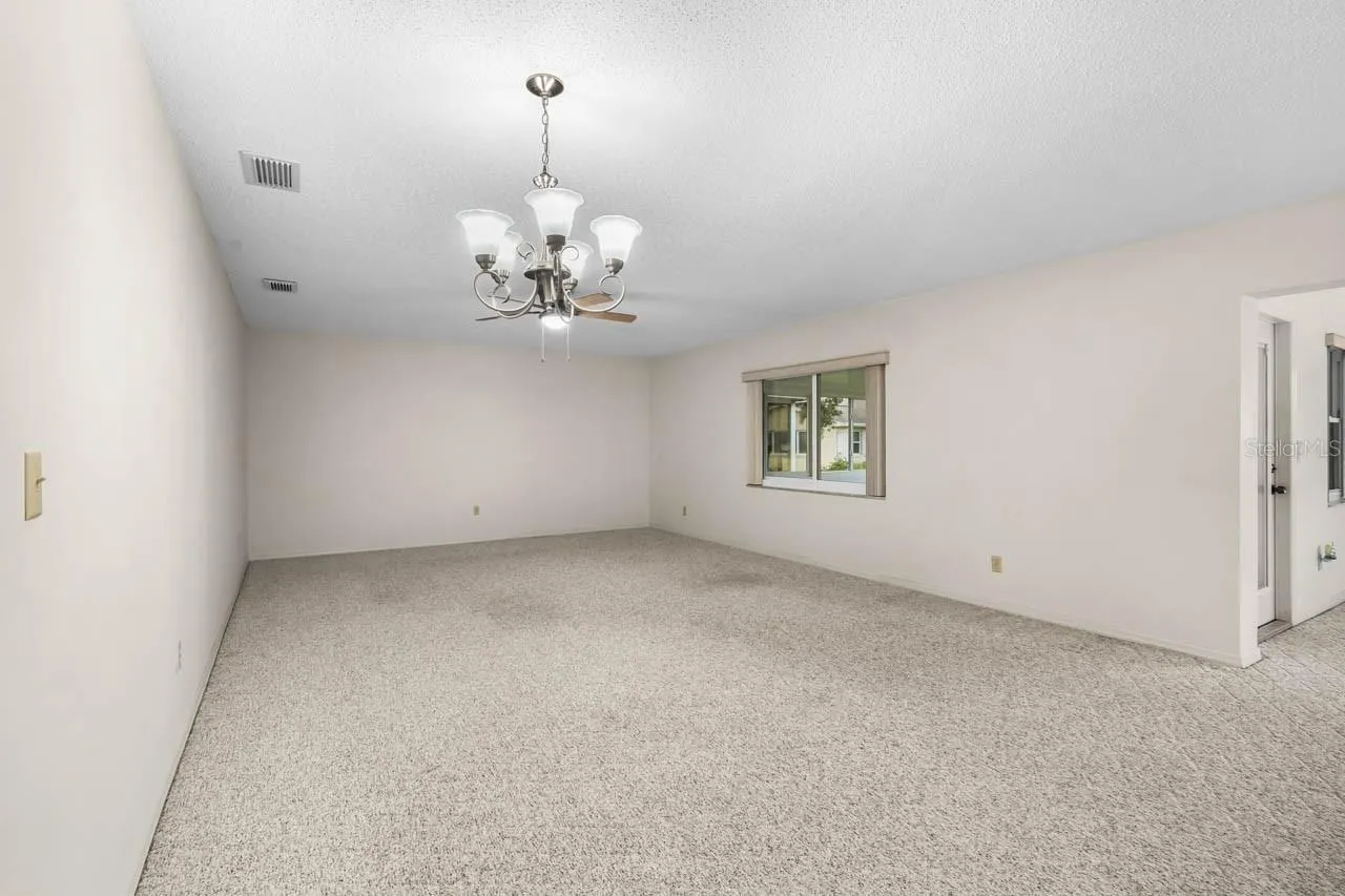 2109 HARLESTON PL