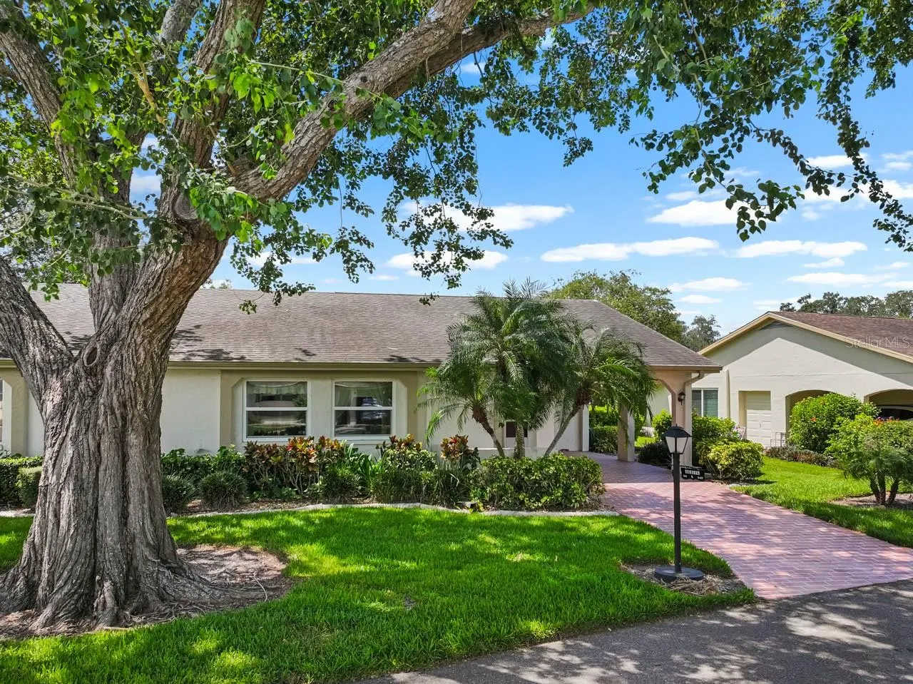 2109 HARLESTON PL