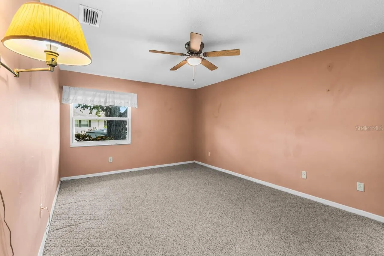 2109 HARLESTON PL