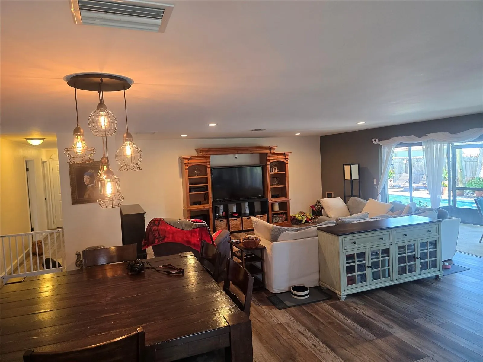 1117 WEBB DR