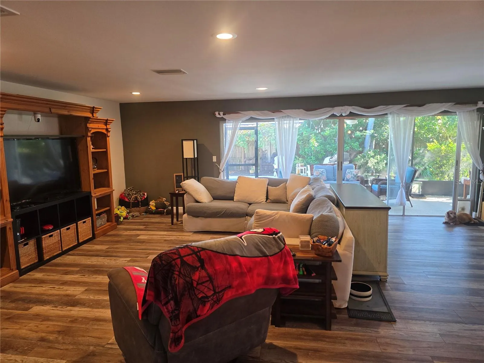 1117 WEBB DR