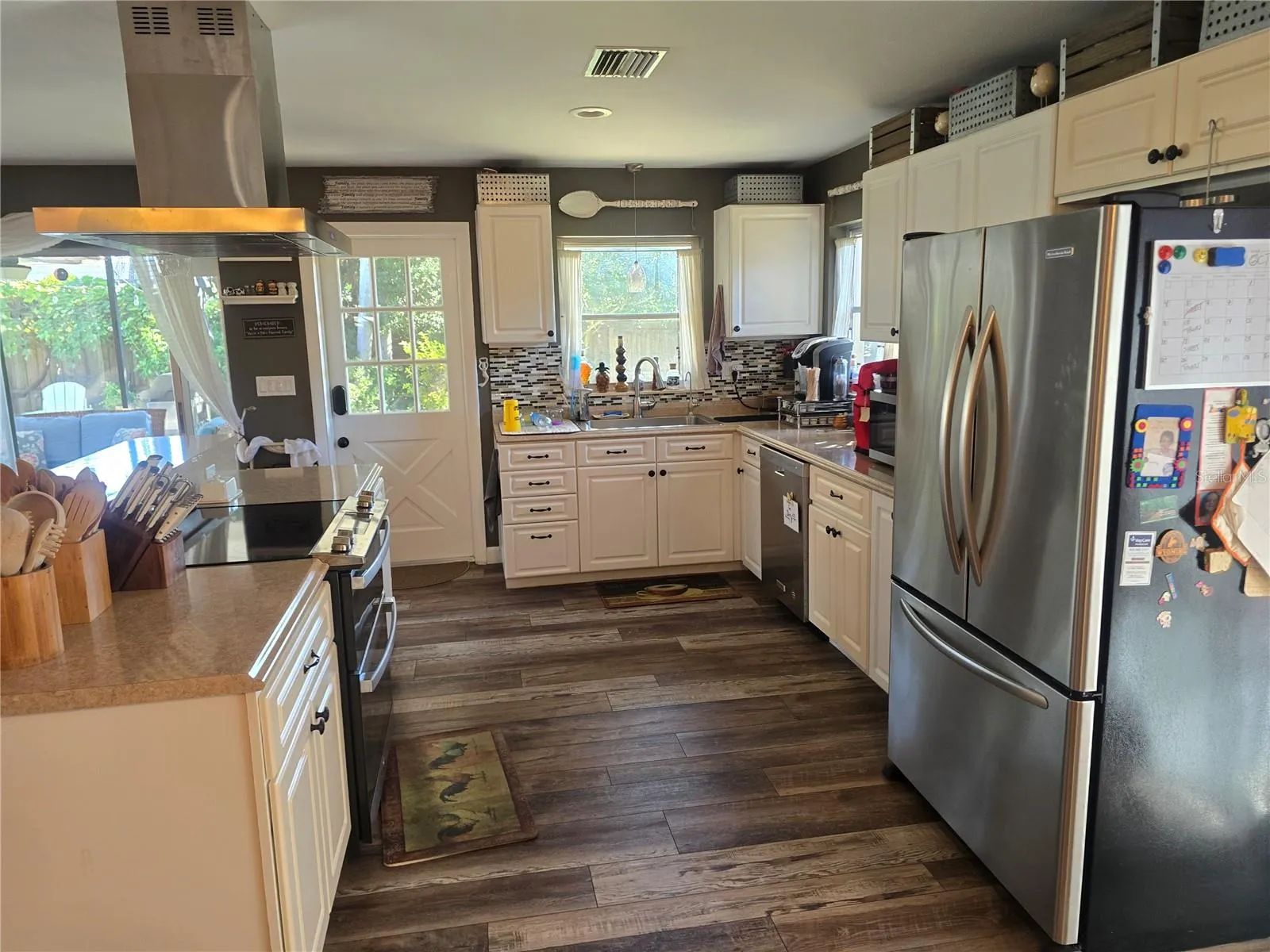 1117 WEBB DR