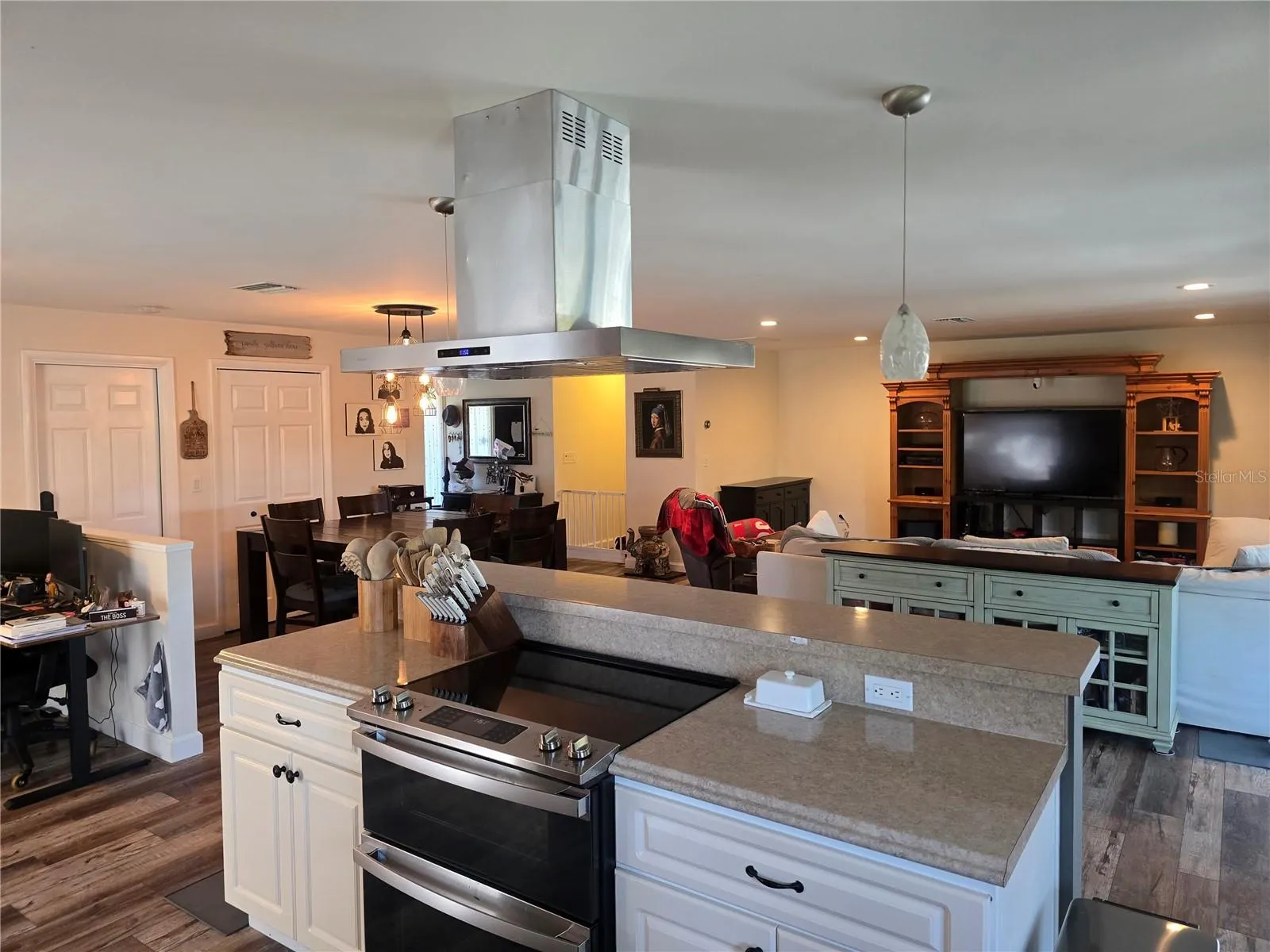 1117 WEBB DR