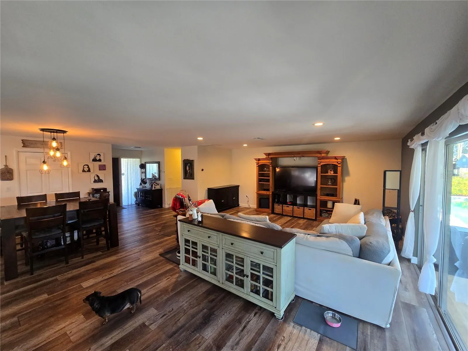 1117 WEBB DR
