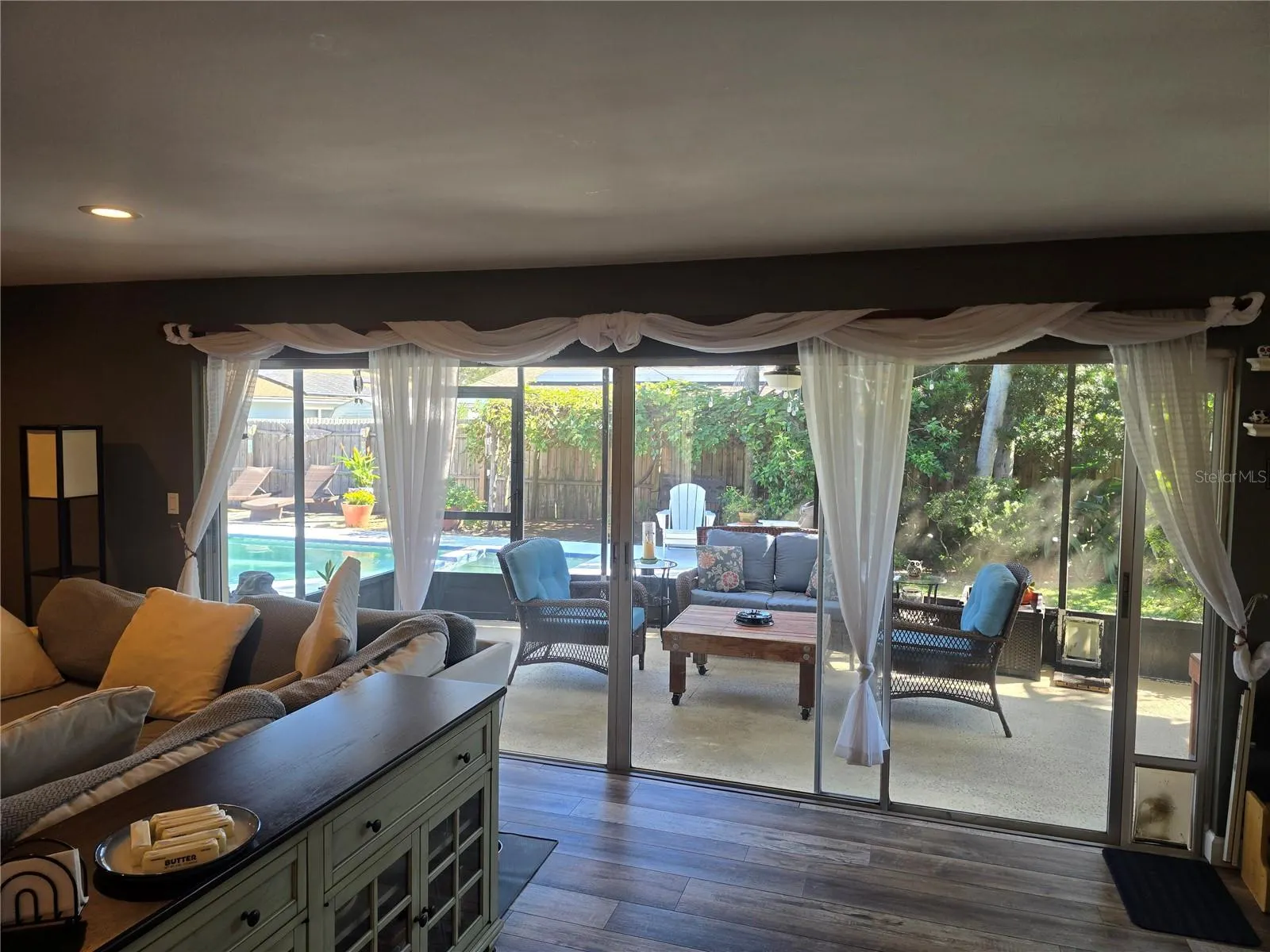 1117 WEBB DR