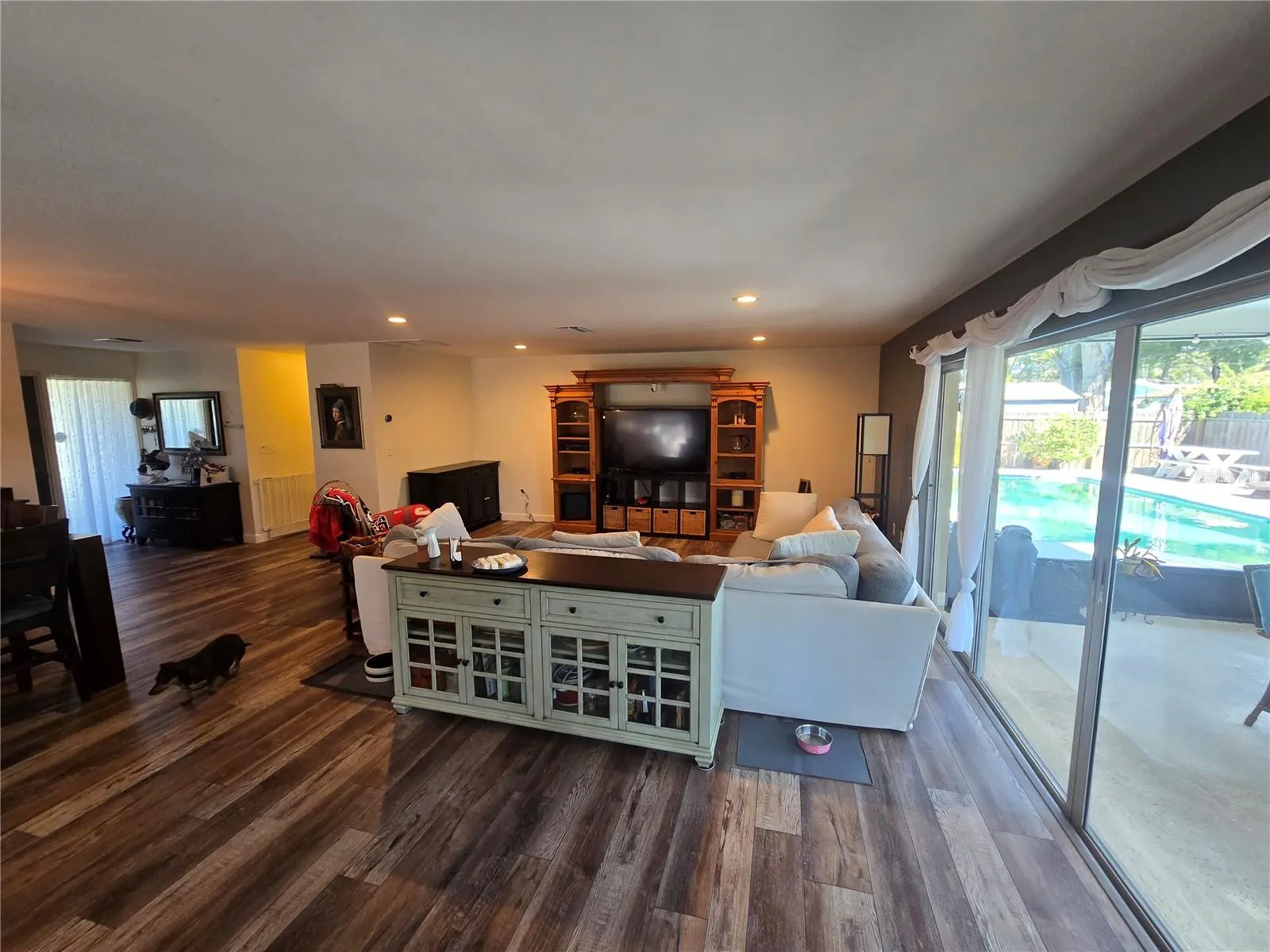 1117 WEBB DR