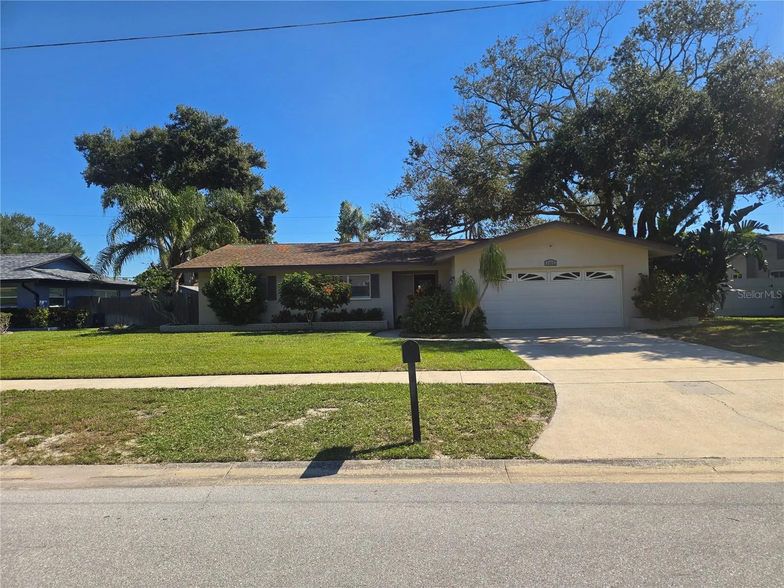 1117 WEBB DR