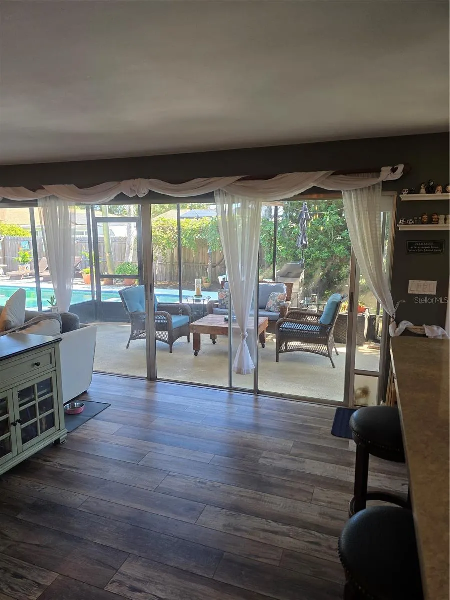 1117 WEBB DR