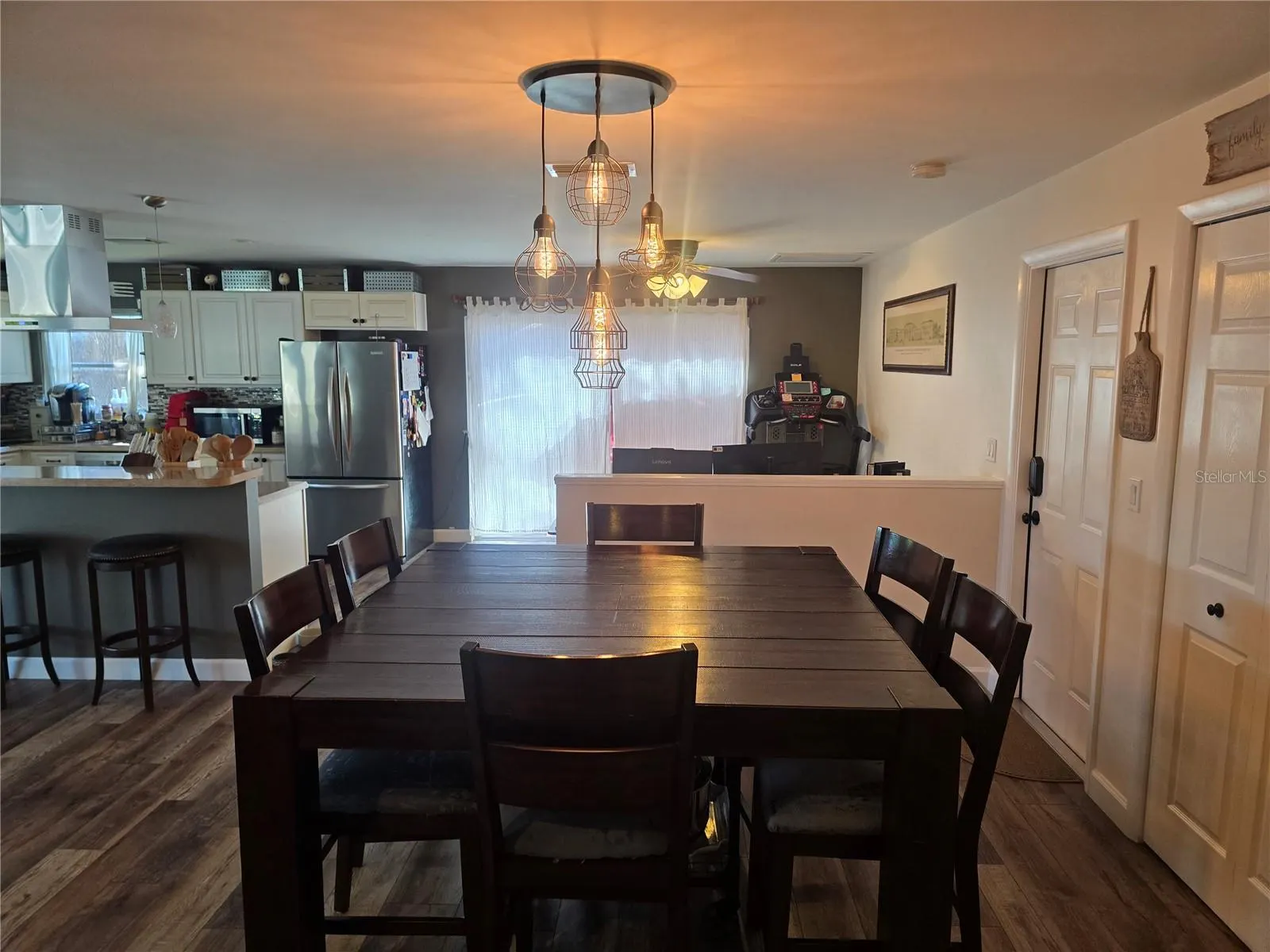 1117 WEBB DR