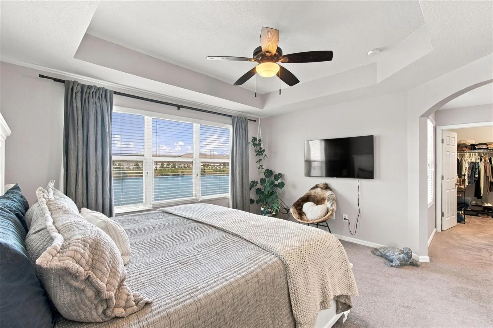 7205 NIGHTSHADE DR