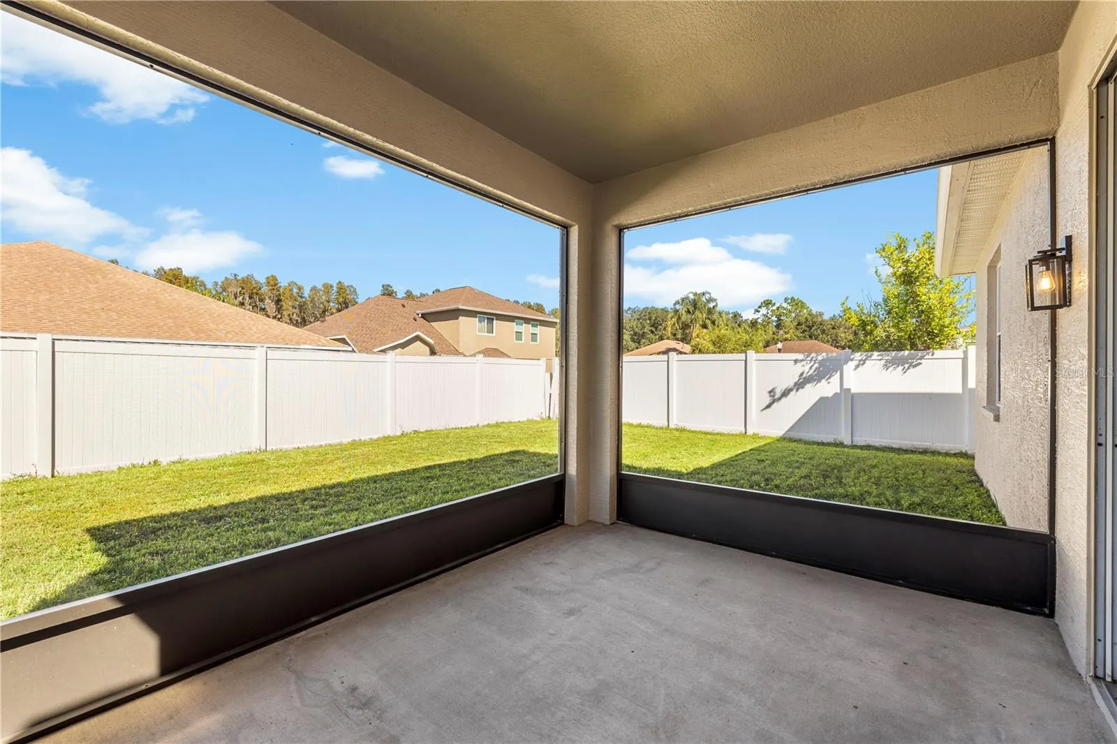 10416 MEADOW SPRING DR