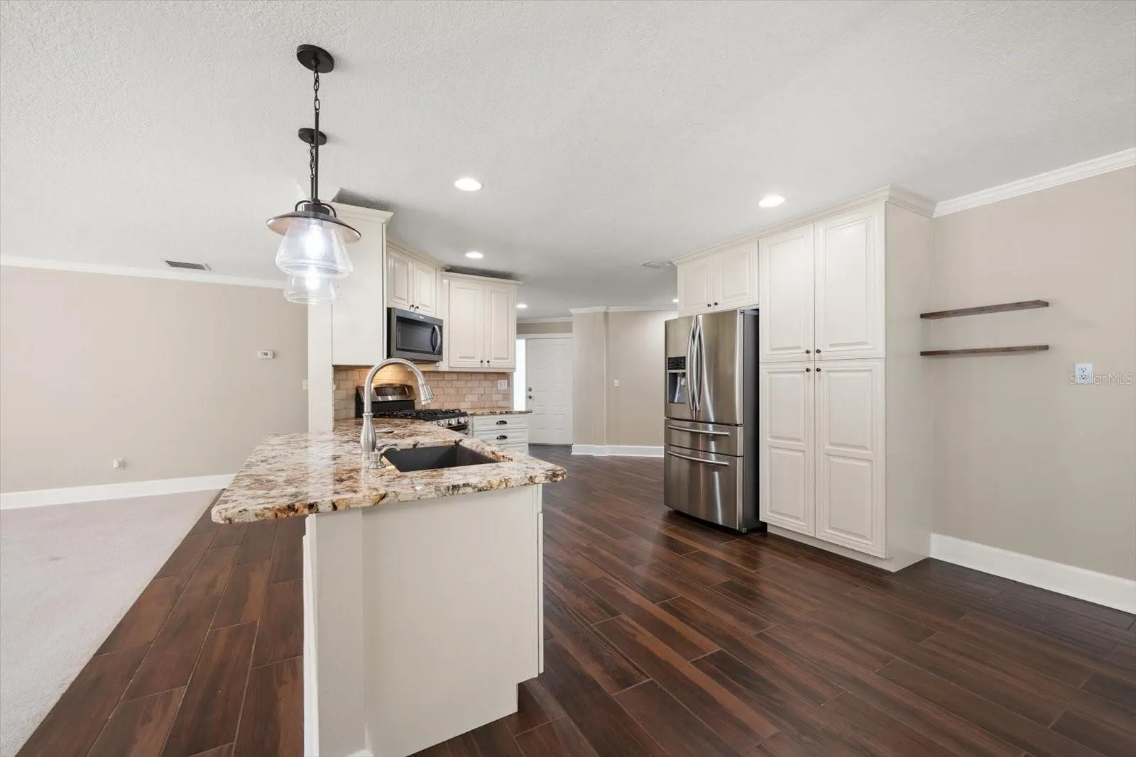 15872 SANCTUARY DR