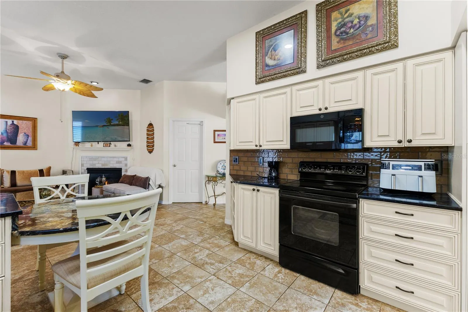 17725 NATHANS DR