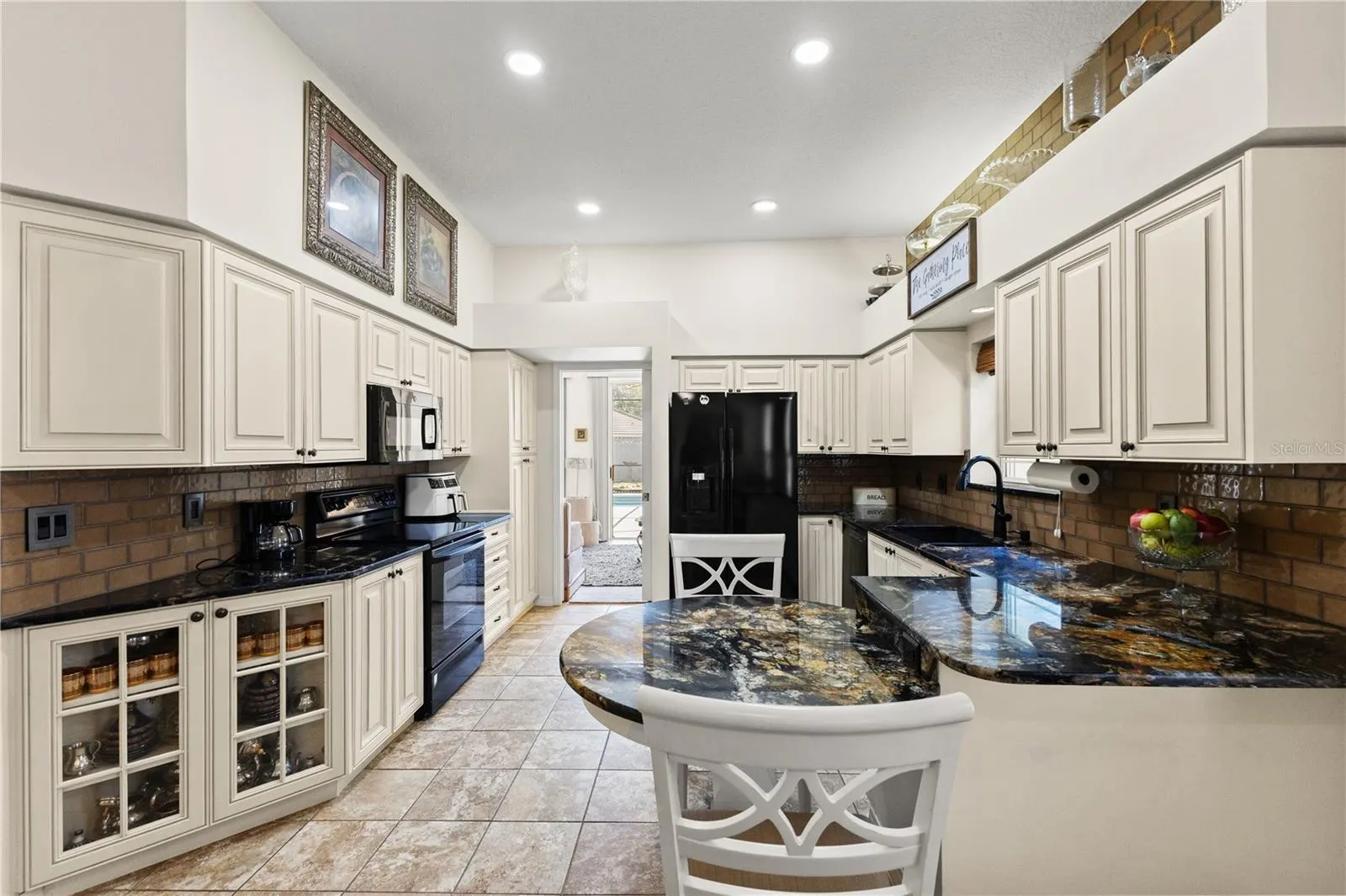 17725 NATHANS DR