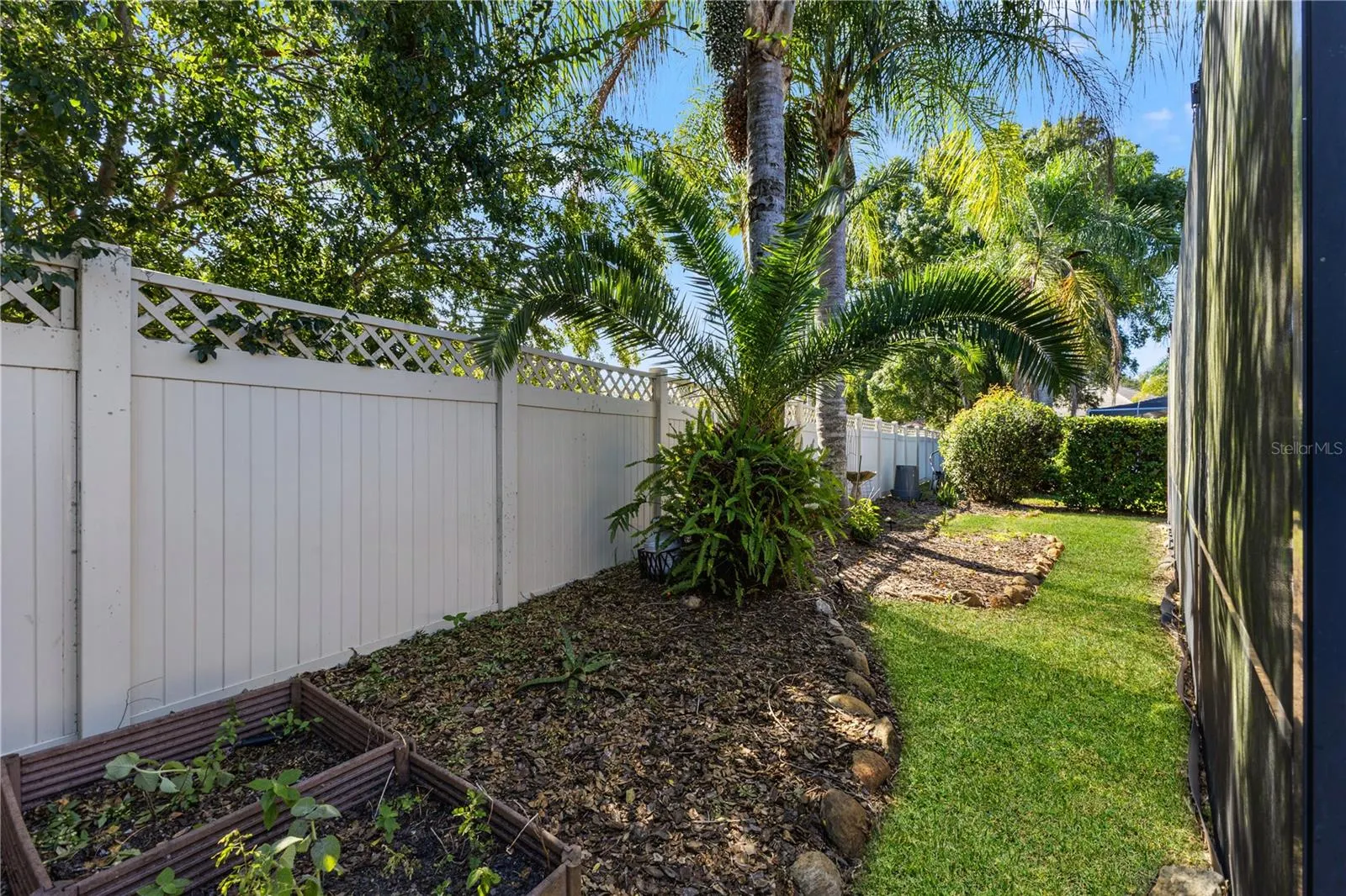 17725 NATHANS DR