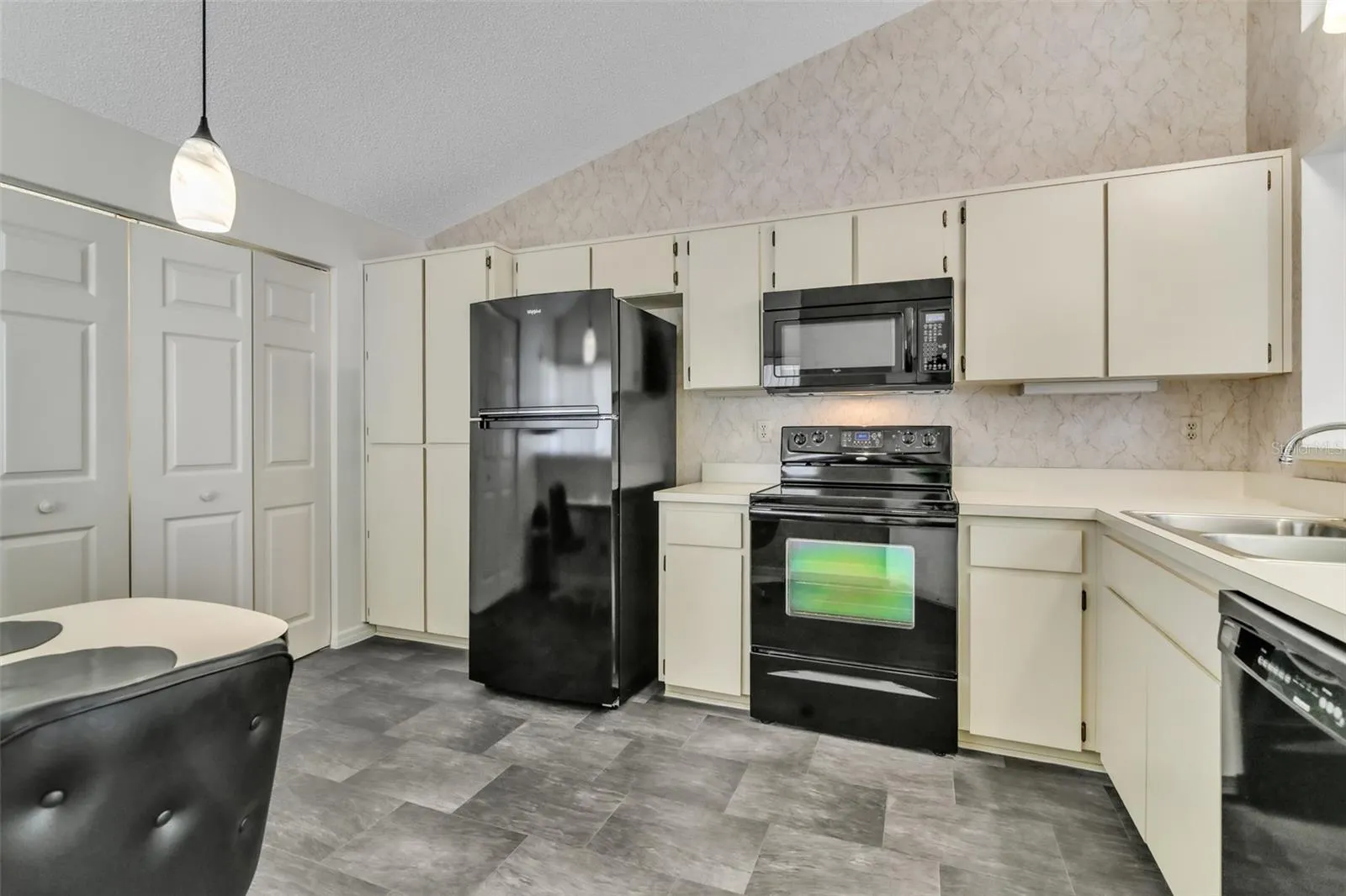 616 FAIRMONT AVE #D #D