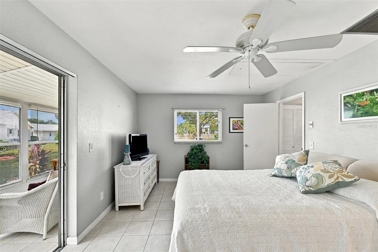 2202 CLUBHOUSE DR #179 #179