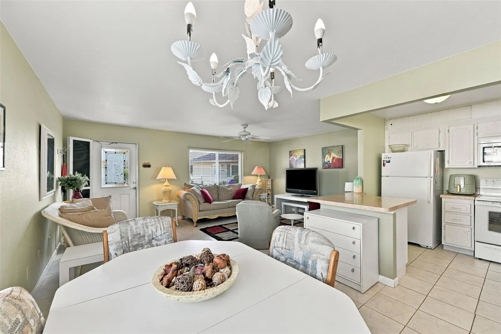 2202 CLUBHOUSE DR #179 #179