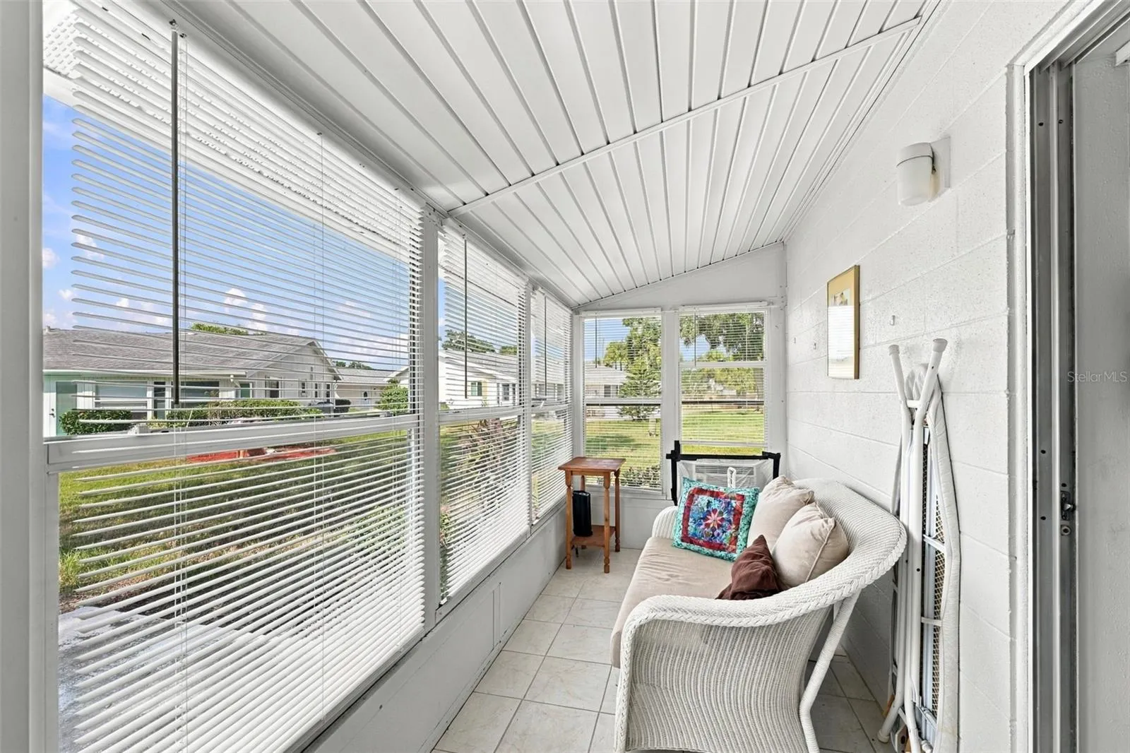 2202 CLUBHOUSE DR #179 #179