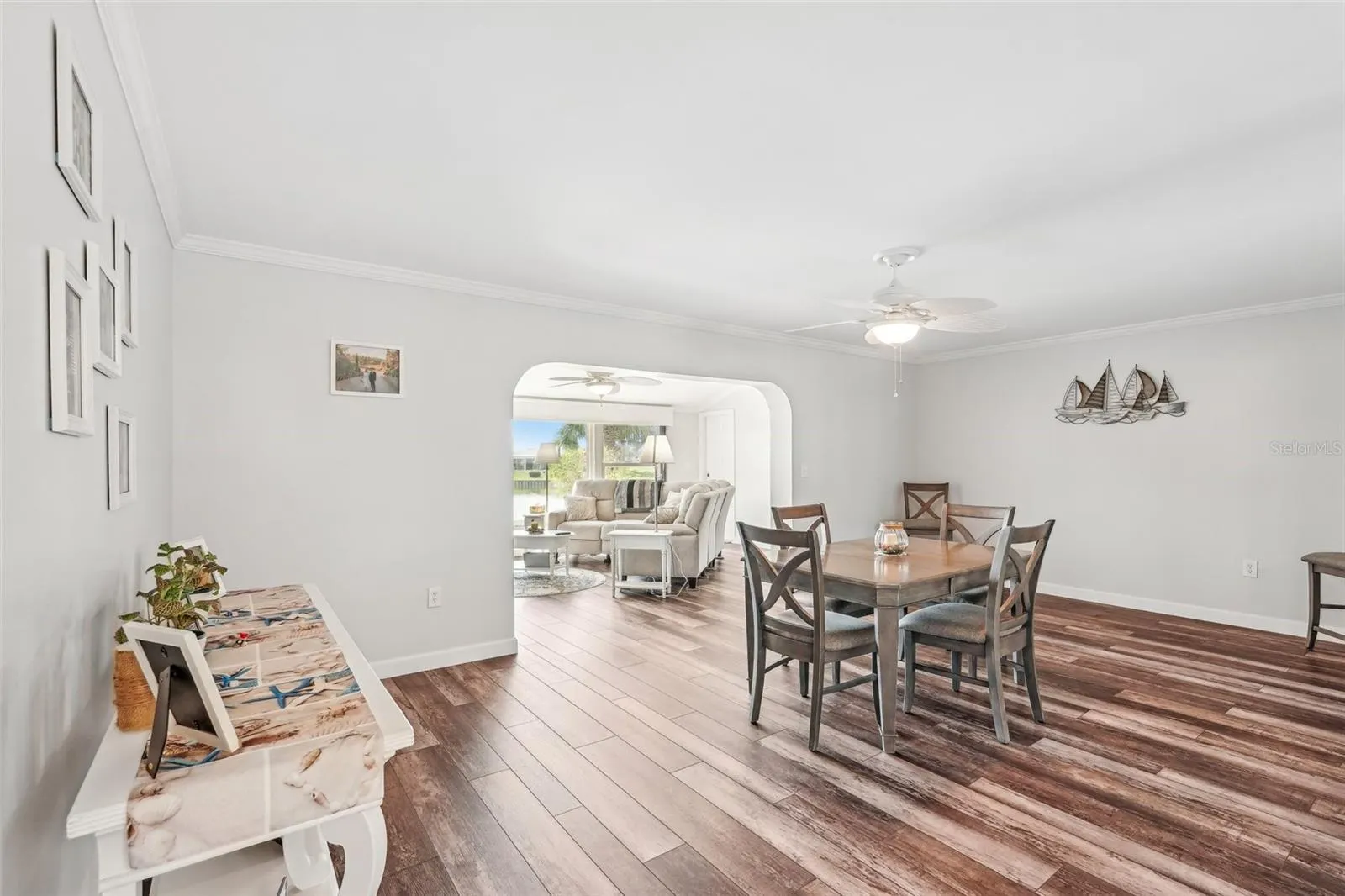 1405 W DEL WEBB BLVD